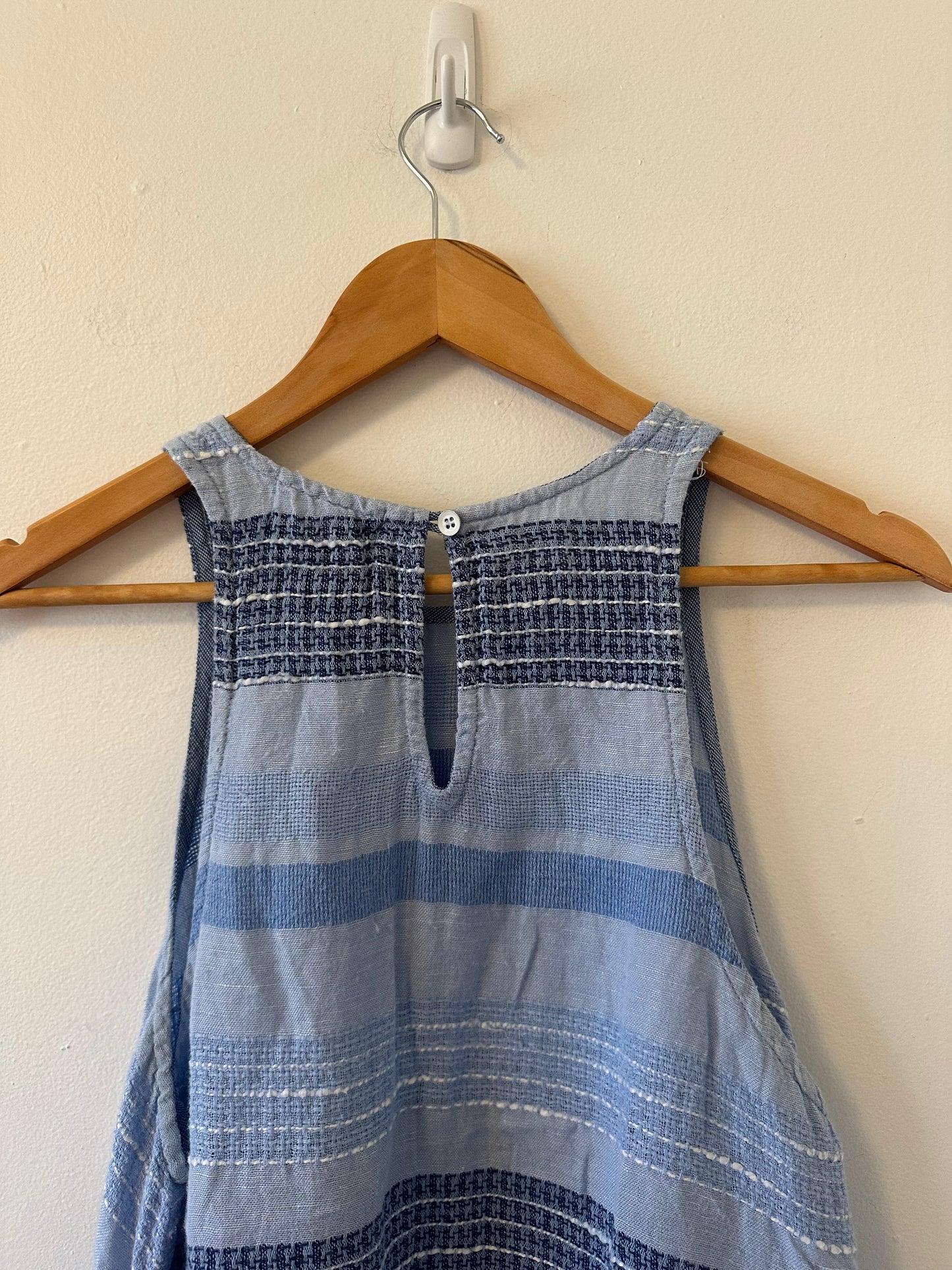 Bella Dahl Linen Blend Blue Textured Tank Top | Size Medium