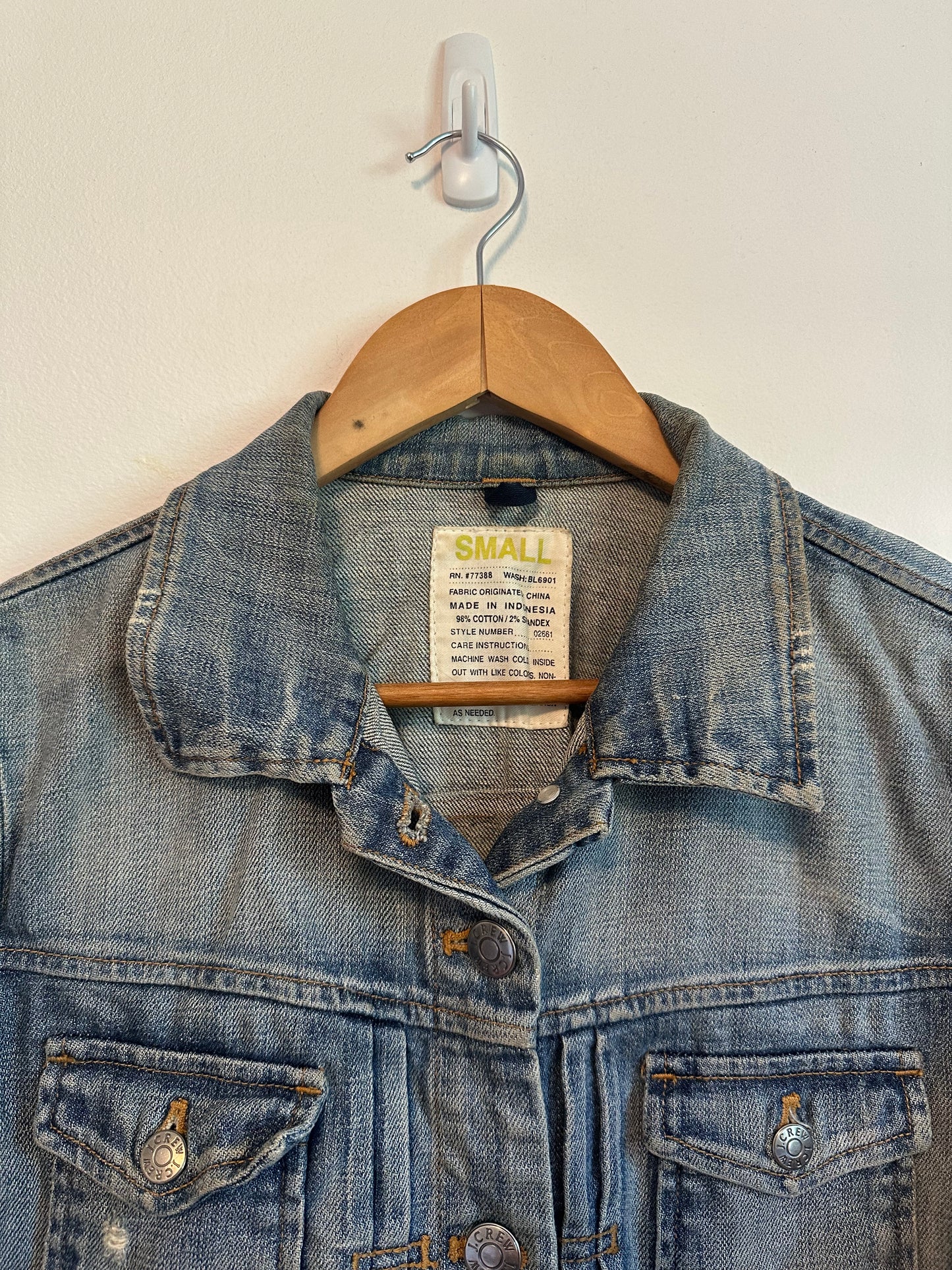 J. Crew Denim Trucker Jacket Medium Wash in Stretch Cotton | Size Small