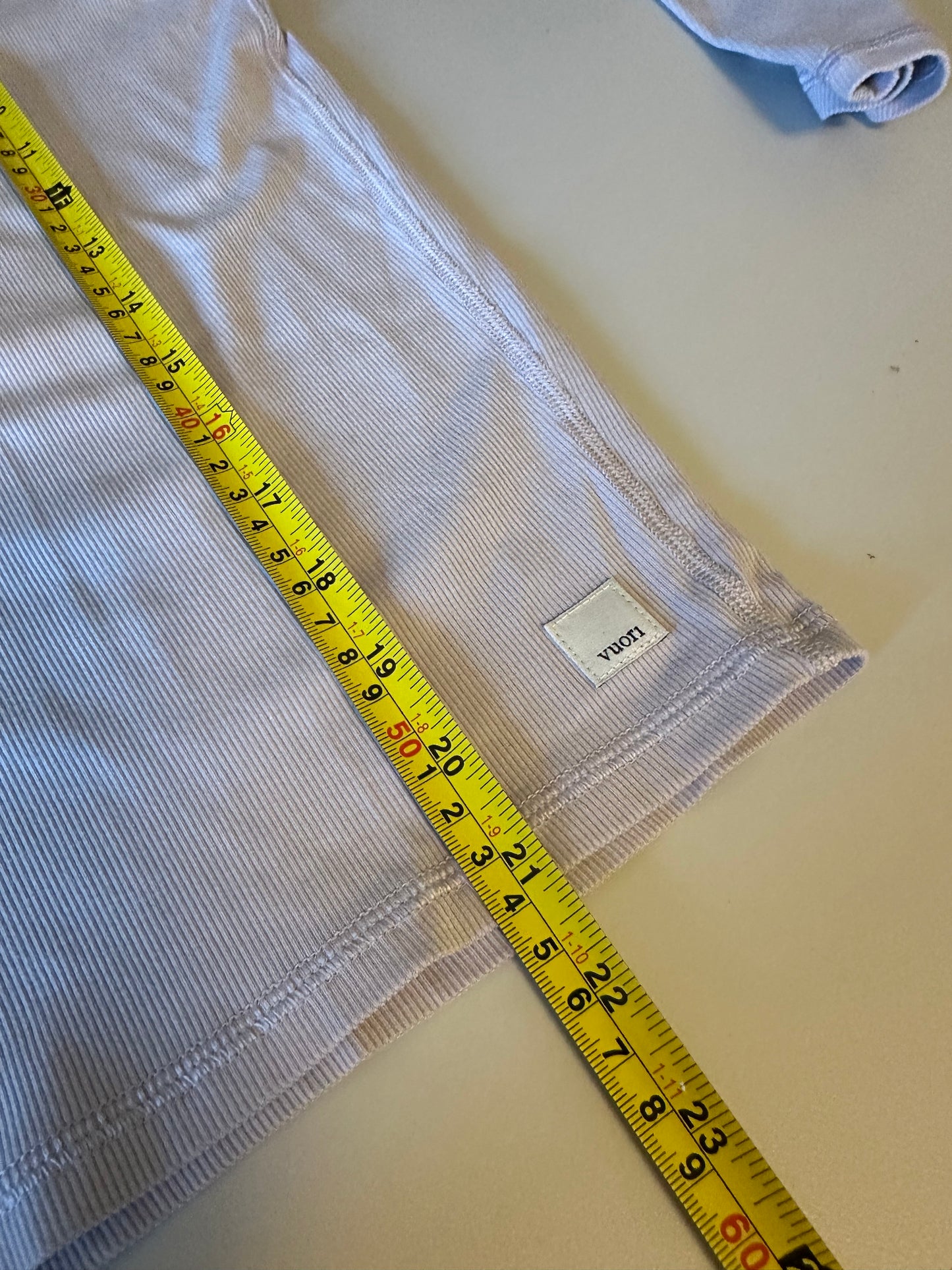 Vuori Pose Crew Long Sleeve Ribbed Top in Lavender Purple | Size Large