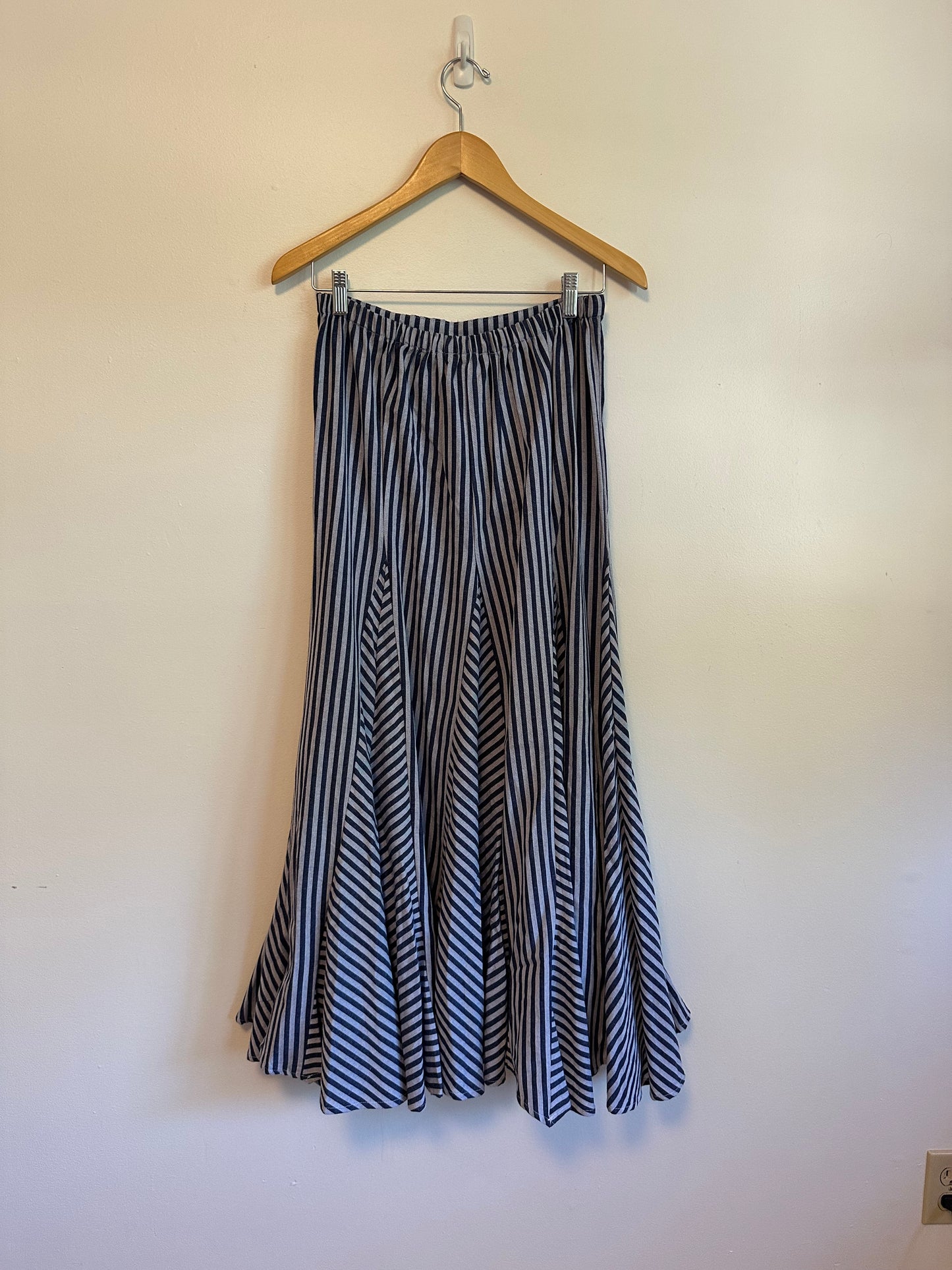 NWT Olivaceous Navy Striped Linen Blend Maxi Skirt | Size Small