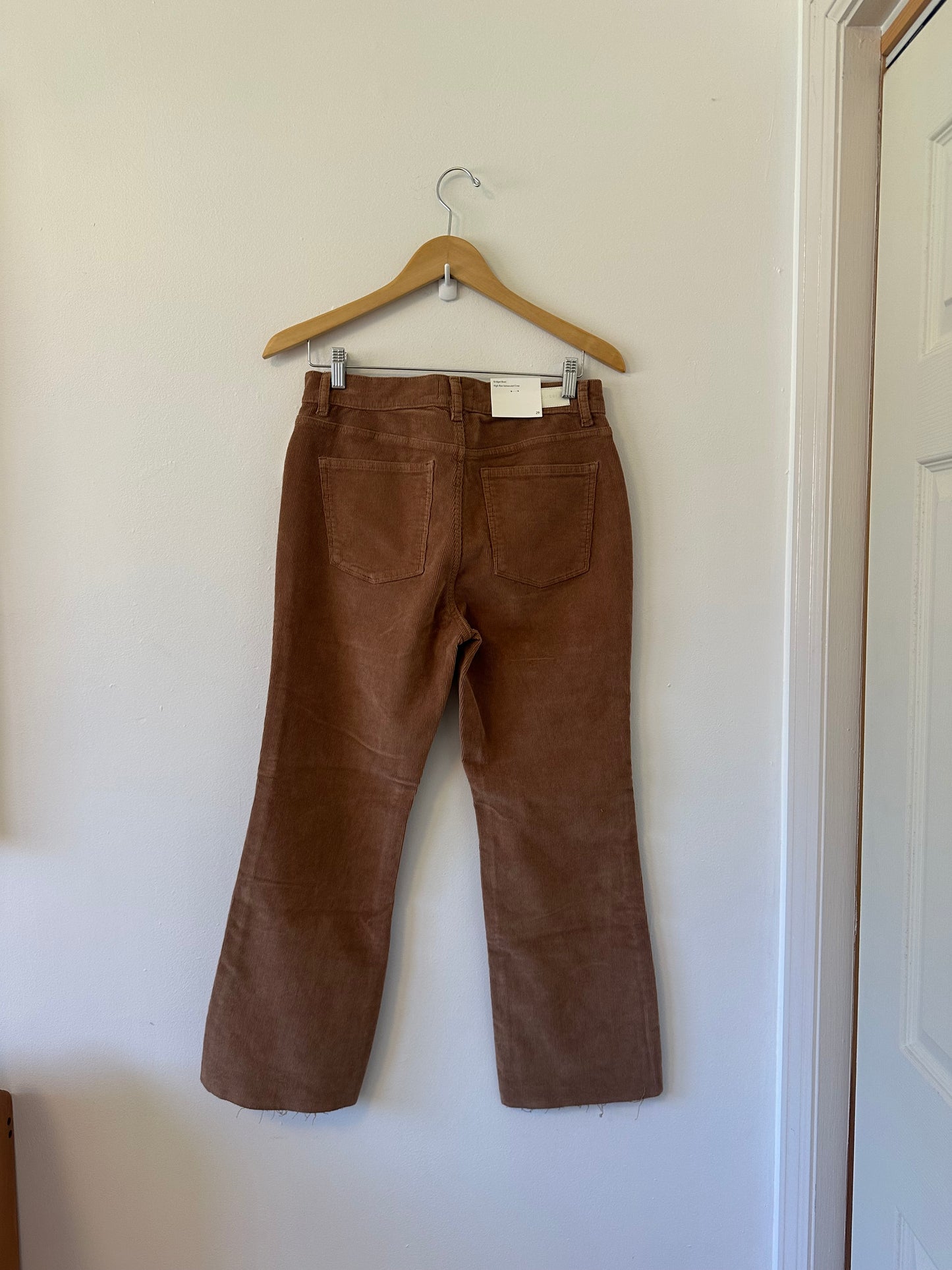 DL1961 NWT Brdget Cropped Boot Cut High Rise Corduroy Jeans | Size 29