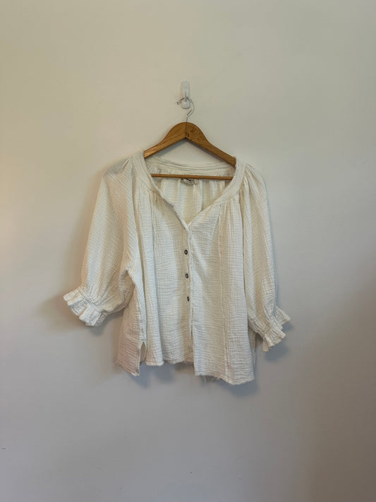 We The Free x Free People White Cotton Gauze Button Down Blouse | Size Small