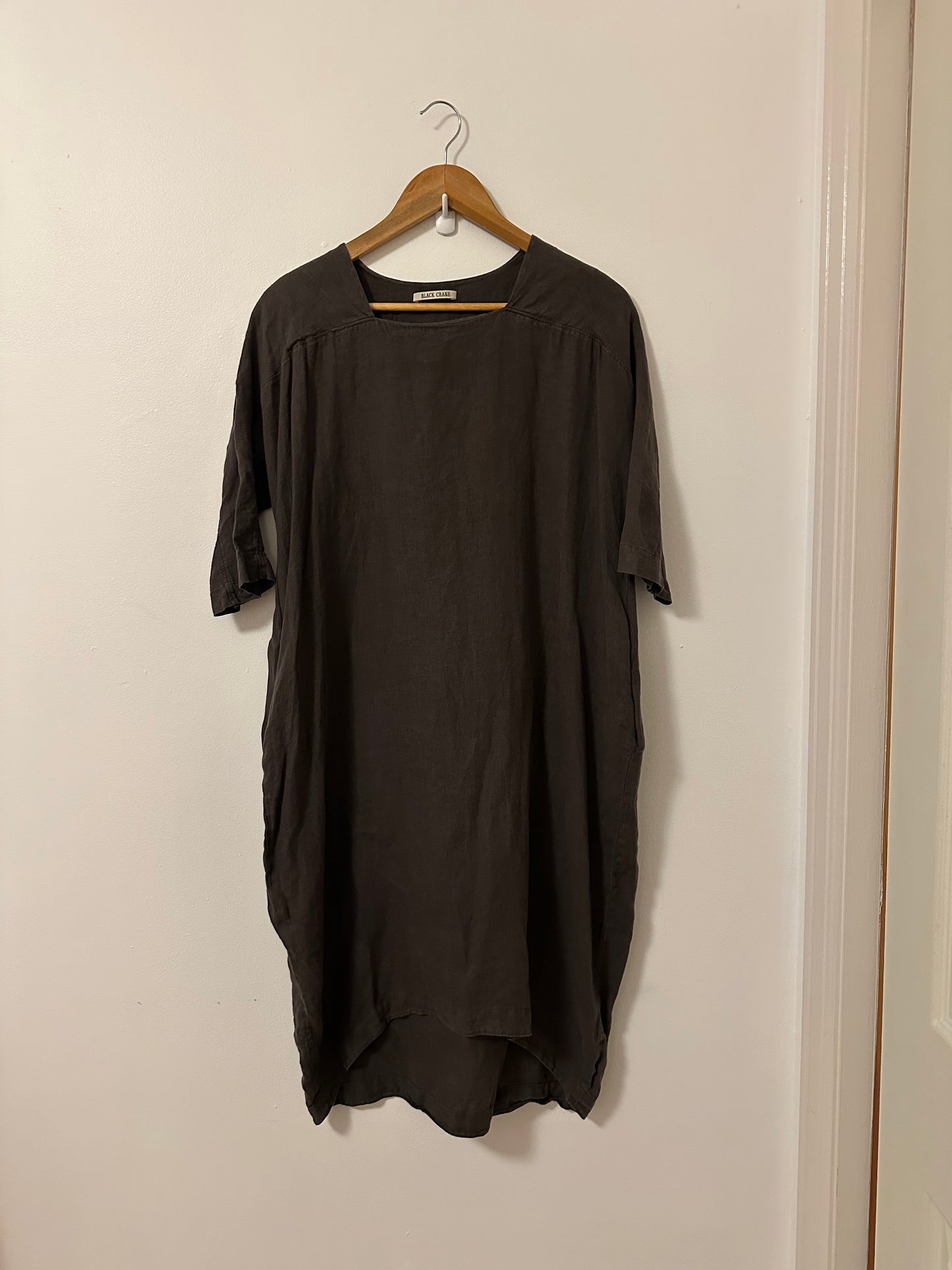 Black Crane Cocoon Short Sleeve Linen Dress in Brown | Size XS
