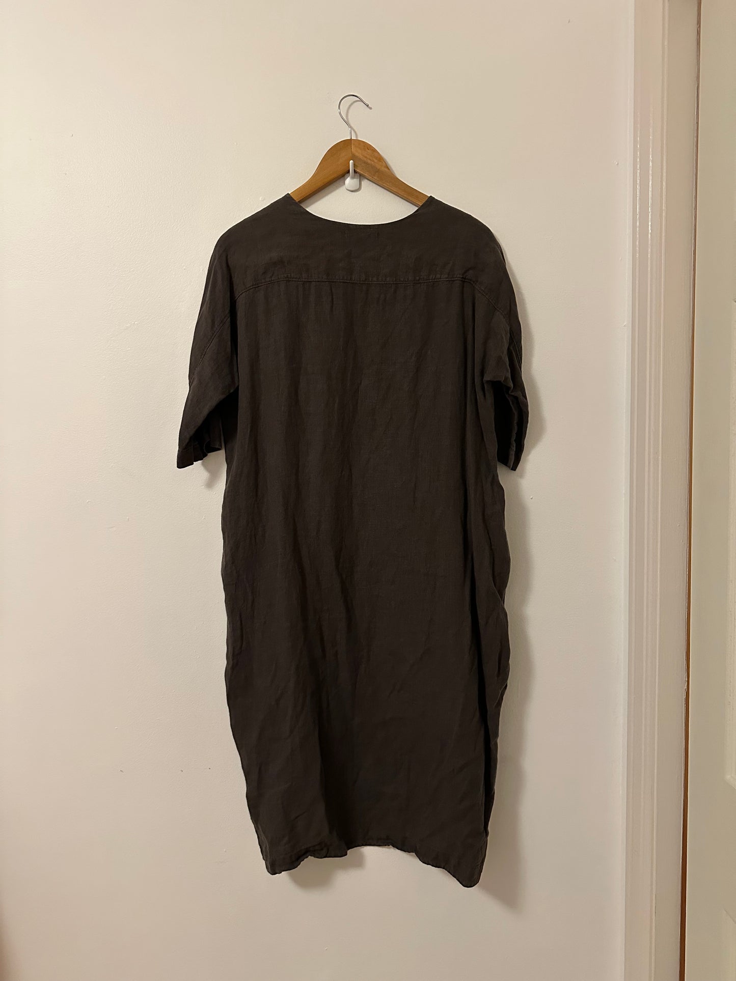 Black Crane Cocoon Short Sleeve Linen Dress in Brown | Size XS