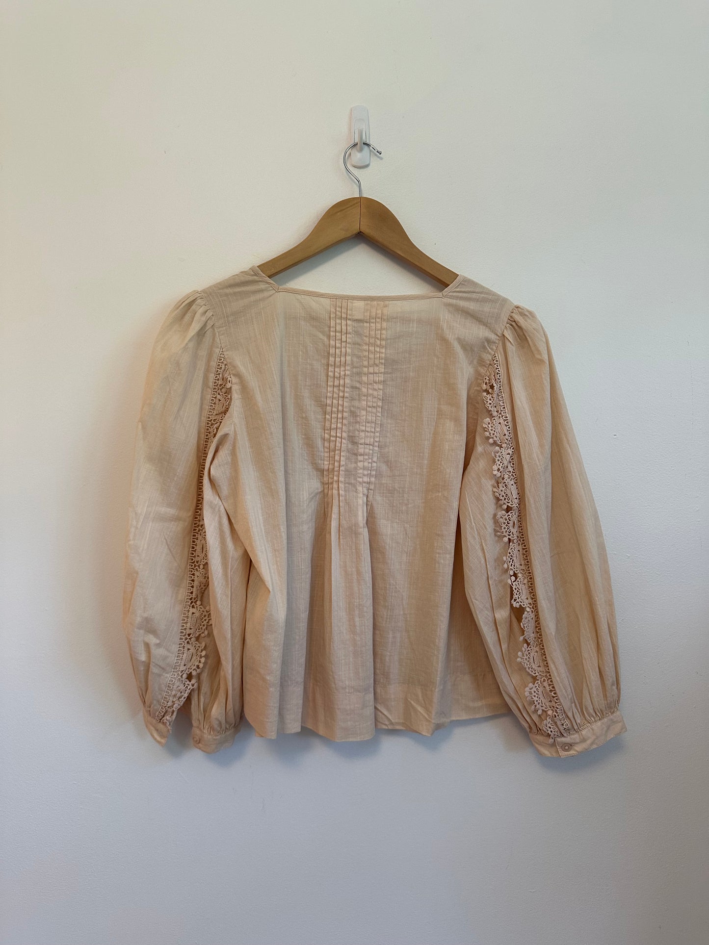 GAP Peach Cotton Pintuck Crochet Lace Boho Puff Sleeve Blouse | Size Medium