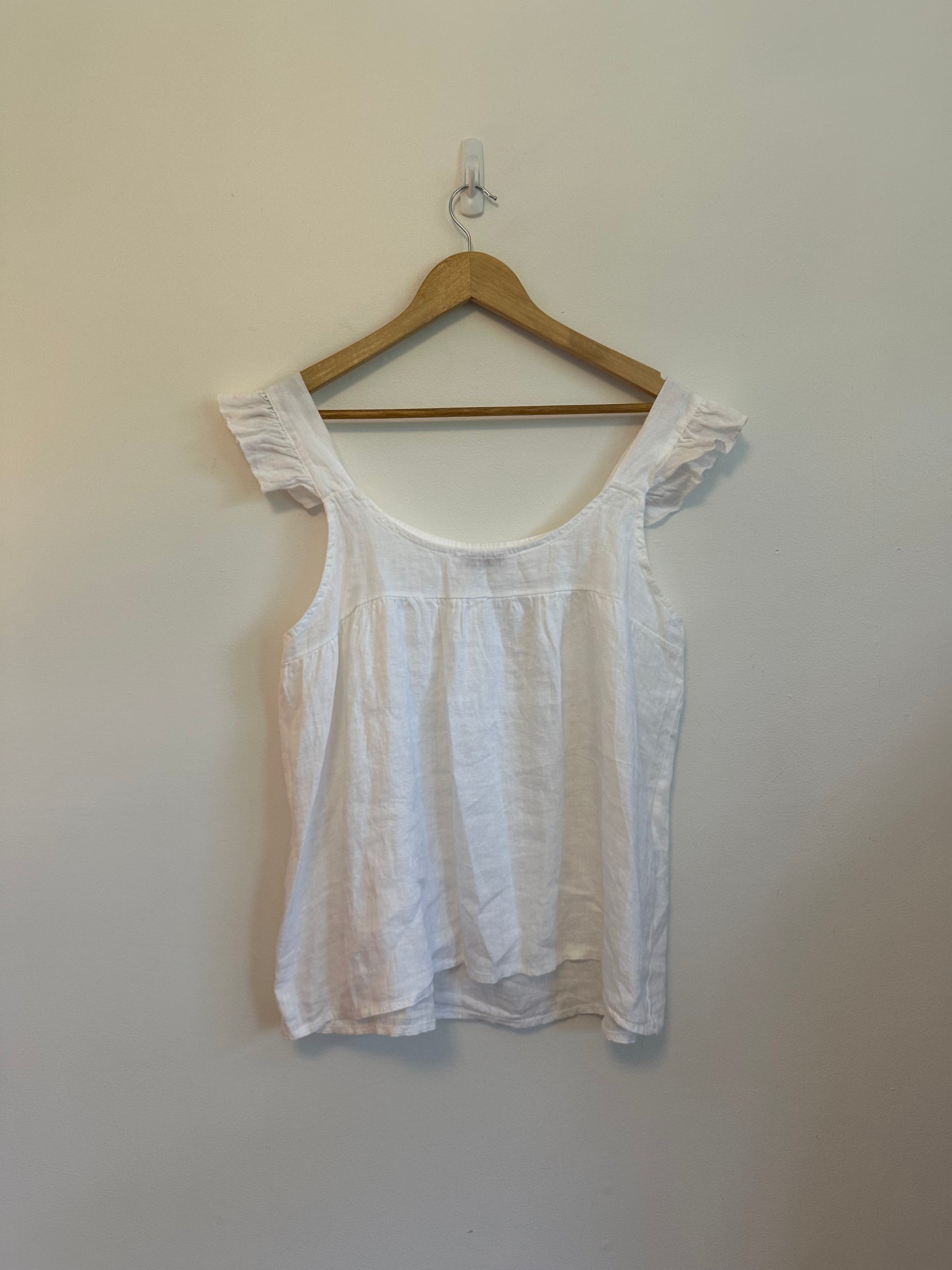 Bellambra White Linen Ruffle Sleeve Tank Top | Size Medium