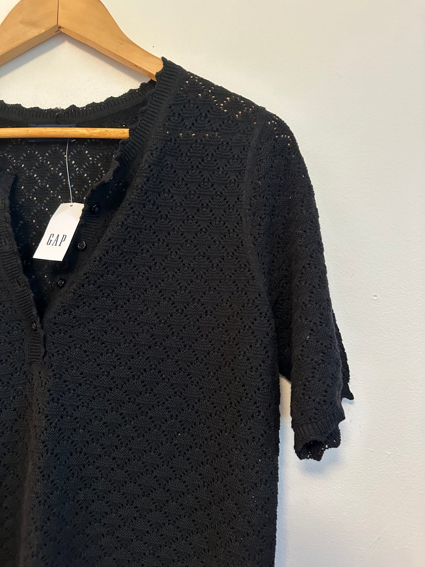 NWT Gap Black Pointelle Knit Henley Short Sleeve Linen Blend Sweater | Size Medium