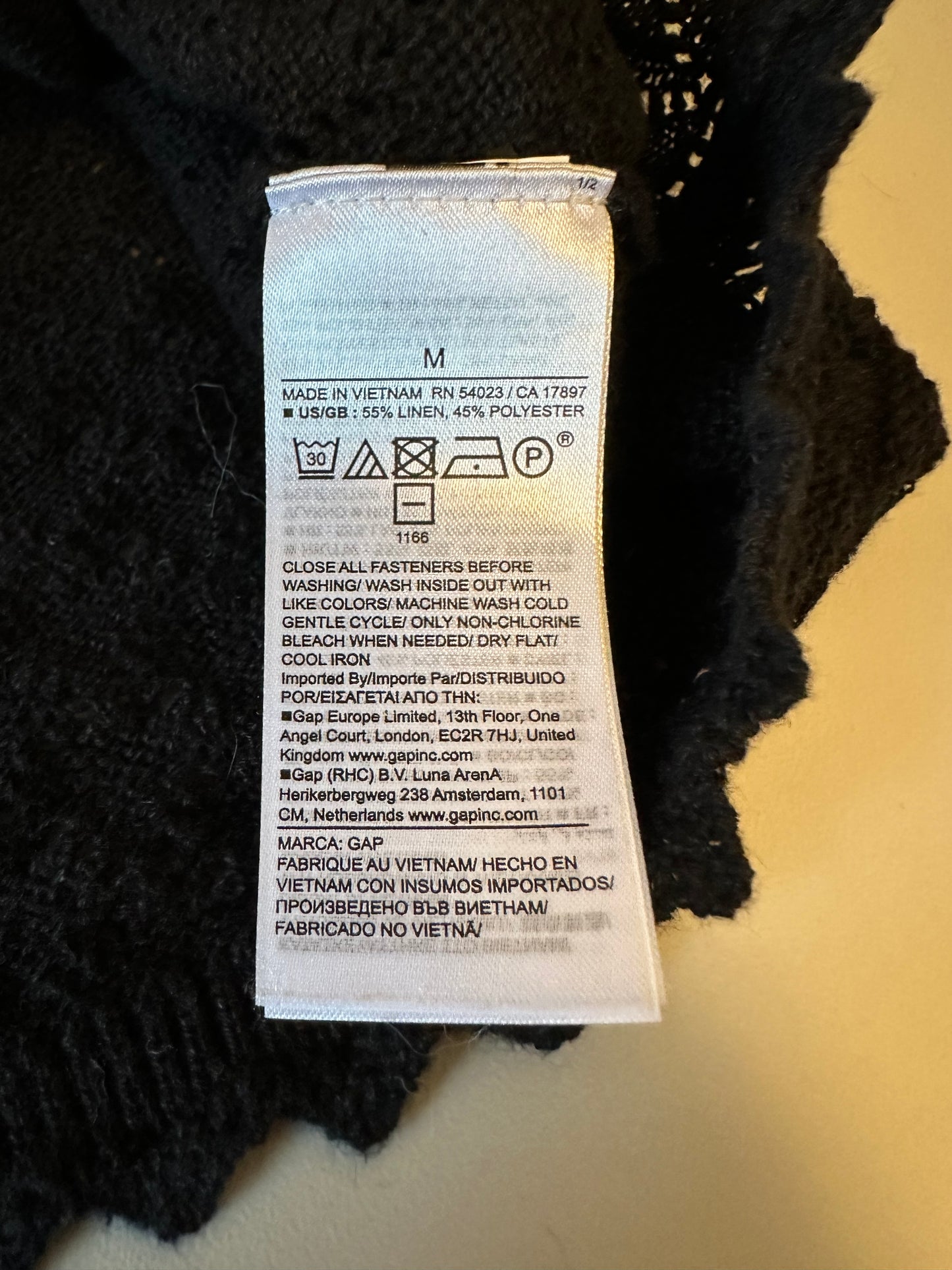 NWT Gap Black Pointelle Knit Henley Short Sleeve Linen Blend Sweater | Size Medium