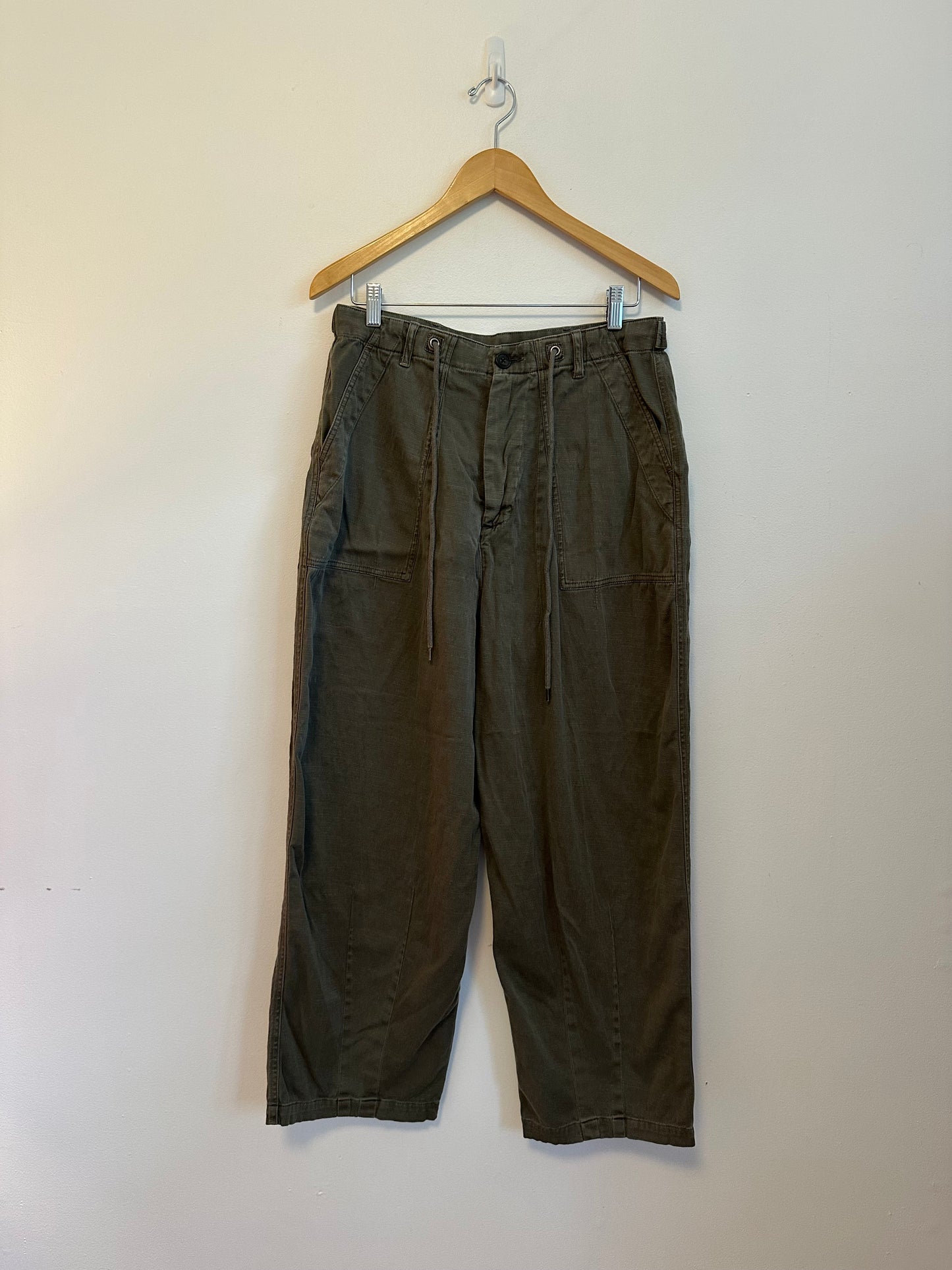 James Perse Oversized Military Pants in Olive Green | Size 26