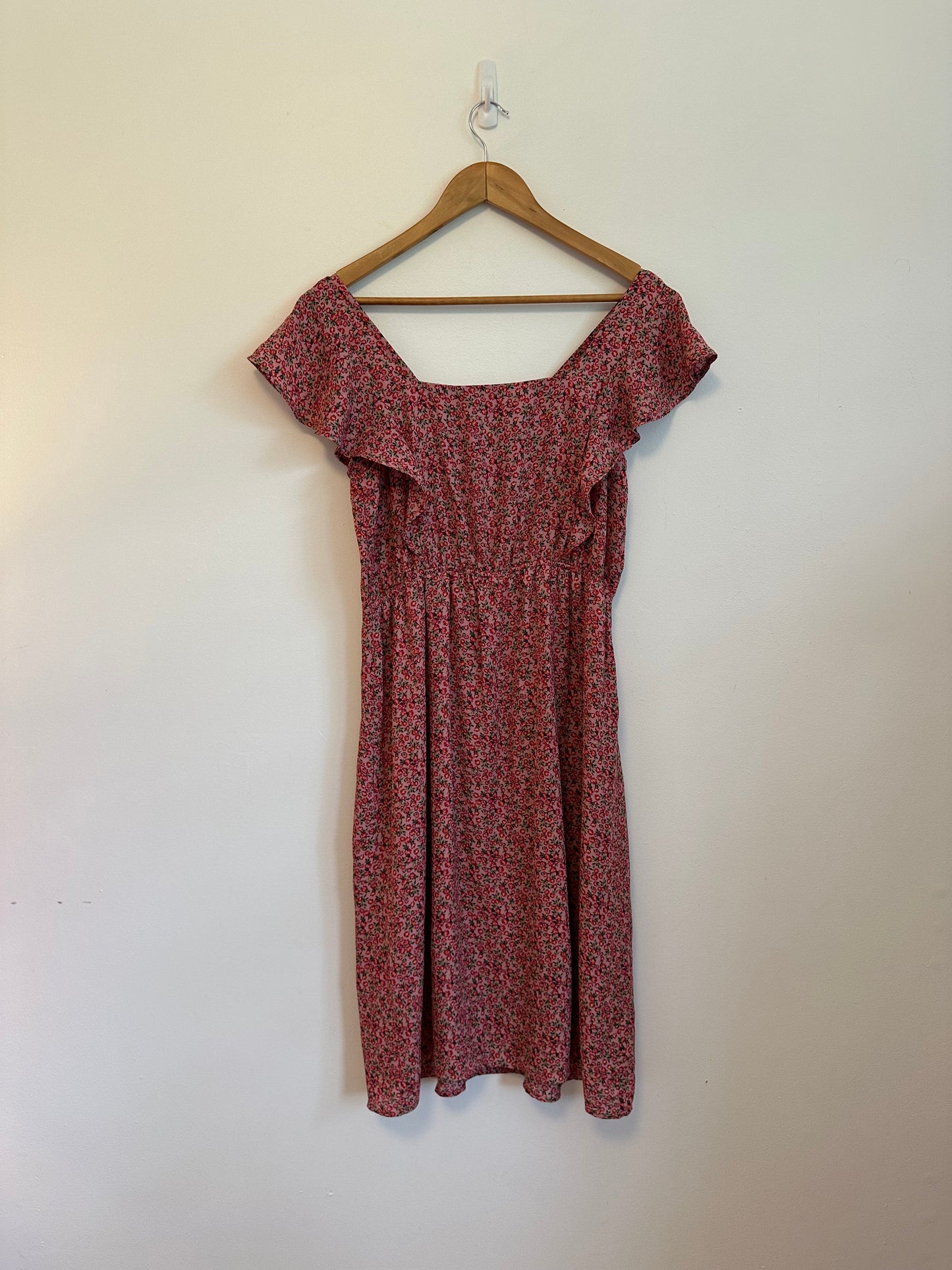 Monteau Los Angeles Pink Floral Ruffle Square Neck Dress | Size Large