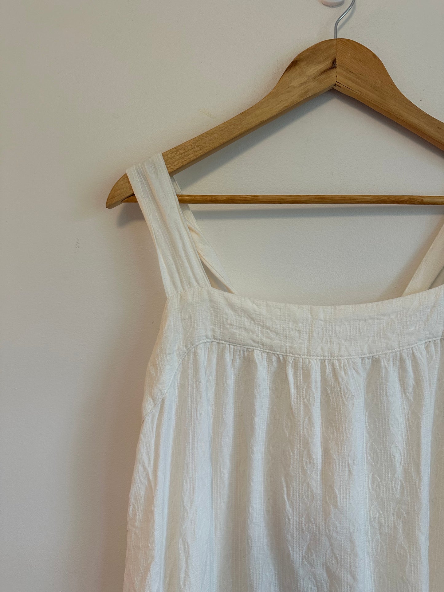 Carve Designs White Organic Cotton Jacquard Square Neck Midi Dress | Size Large