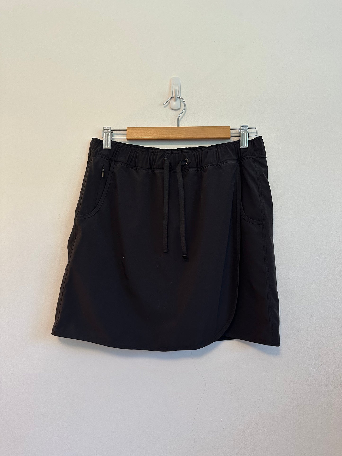 Patagonia Happy Hike Active Hiking Skort with Liner Shorts in Black