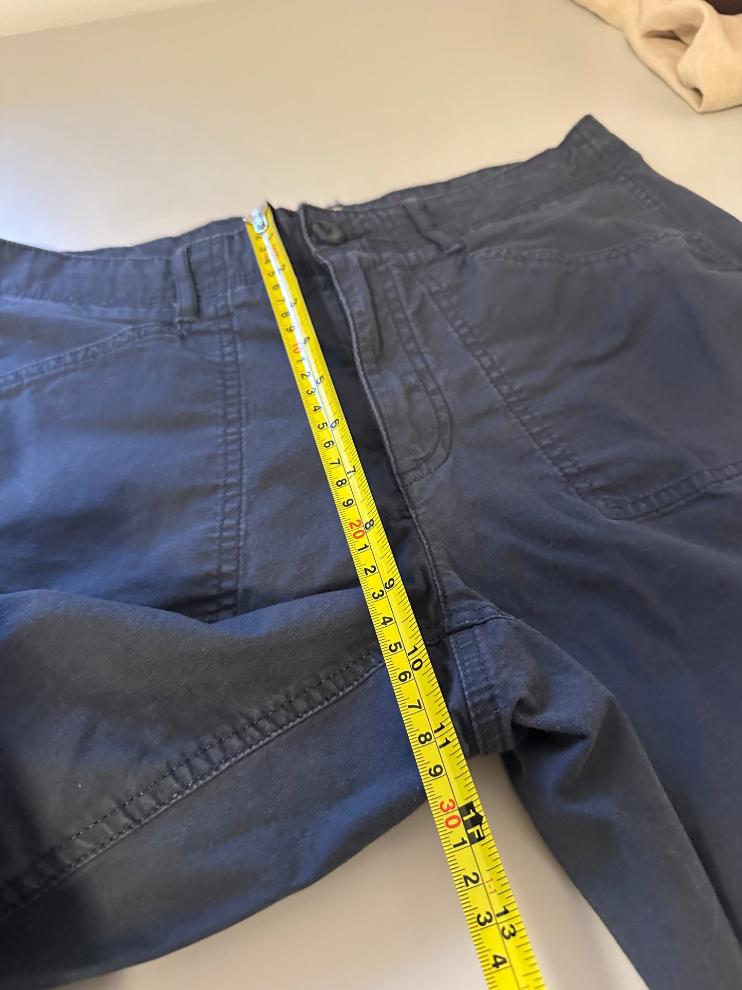 L.L. Bean Vintage Straight Leg Cargo Pants | Size 10