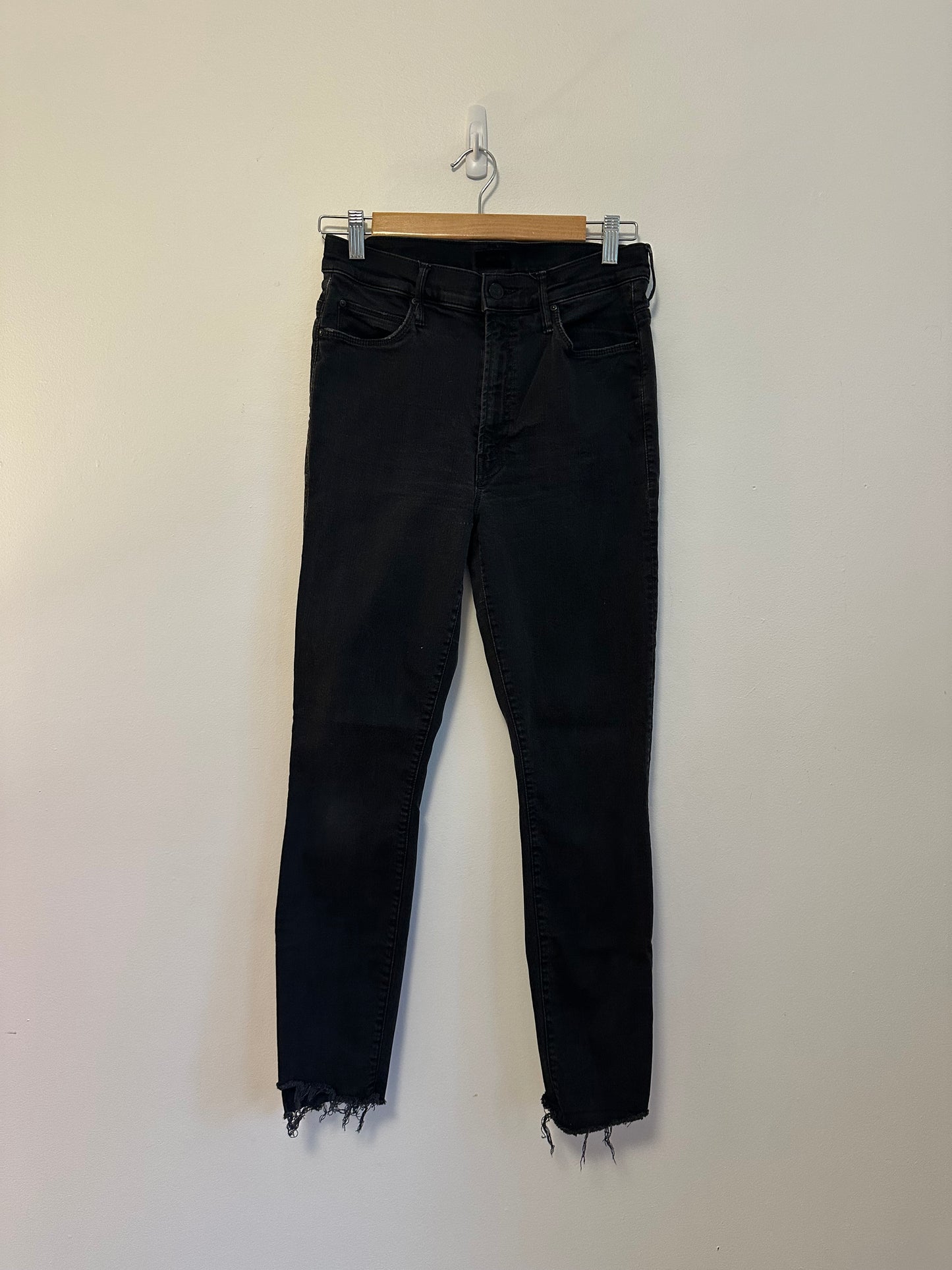 Mother Stunner Zip Ankle Step Fray Jeans in Not Guilty Black Wash | Size 29