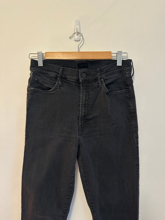 Mother Stunner Zip Ankle Step Fray Jeans in Not Guilty Black Wash | Size 29