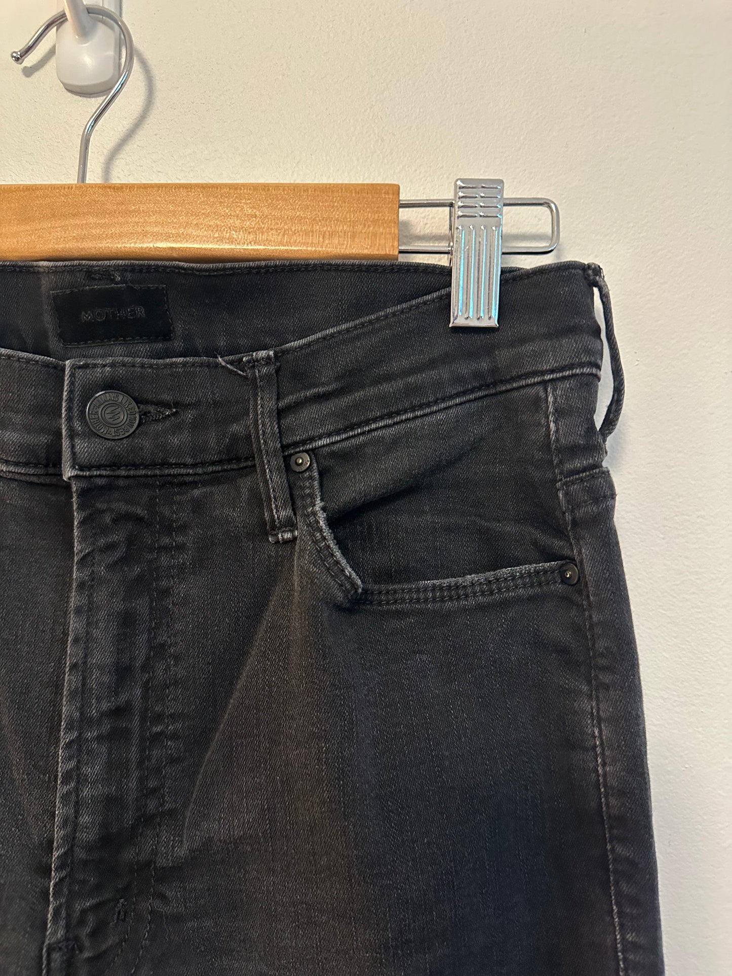 Mother Stunner Zip Ankle Step Fray Jeans in Not Guilty Black Wash | Size 29