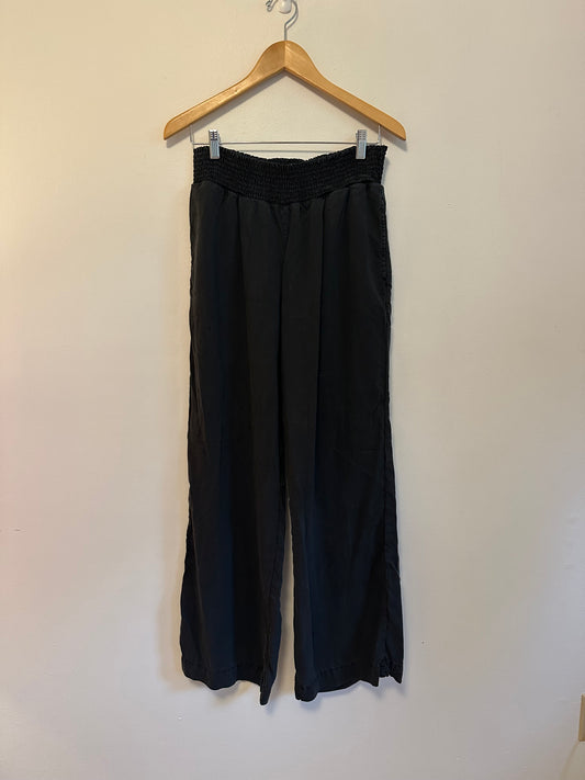 Bella Dahl Black Smocked Waist Wide Leg Pants | Size Large