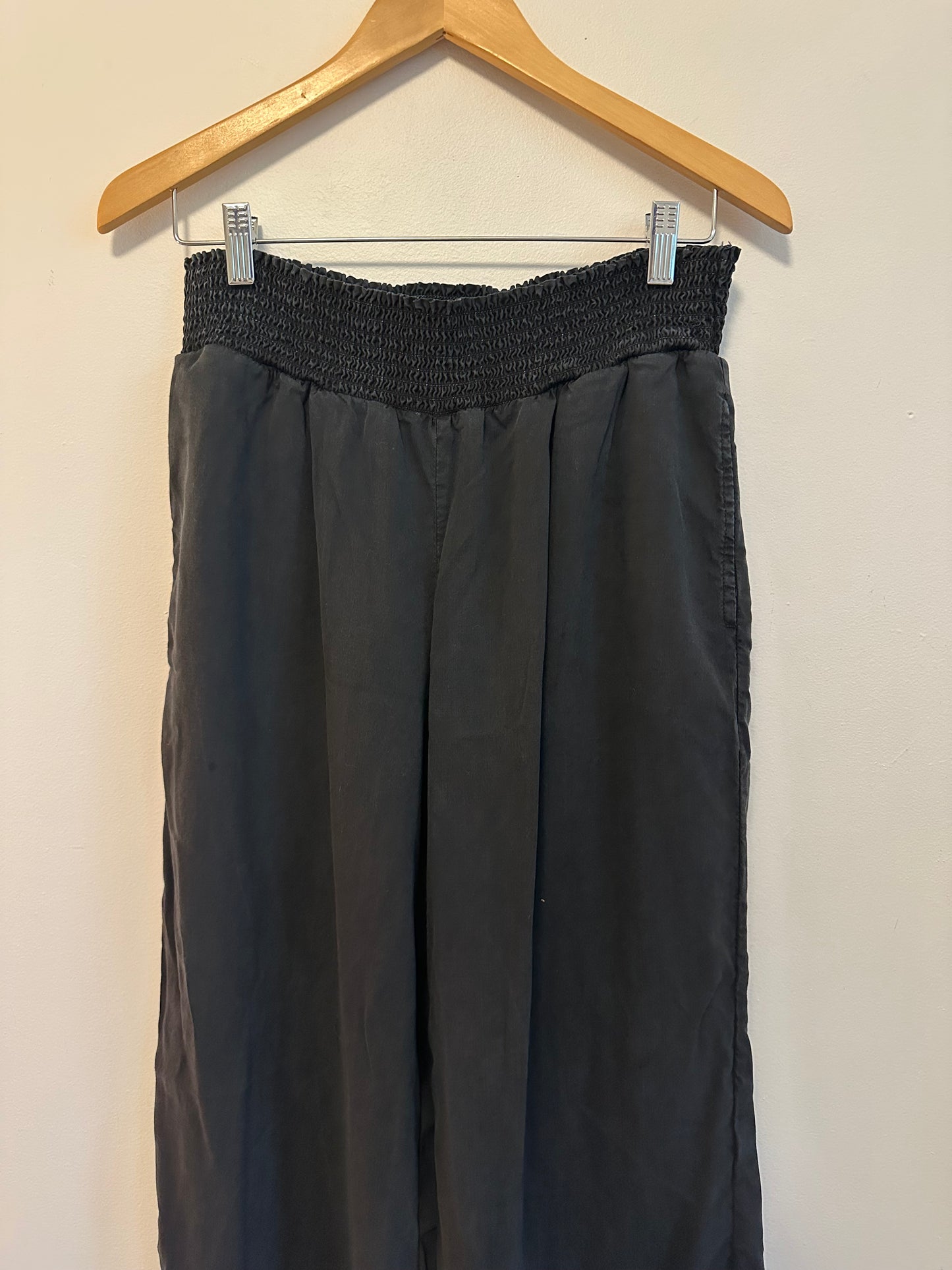 Bella Dahl Black Smocked Waist Wide Leg Pants | Size Large