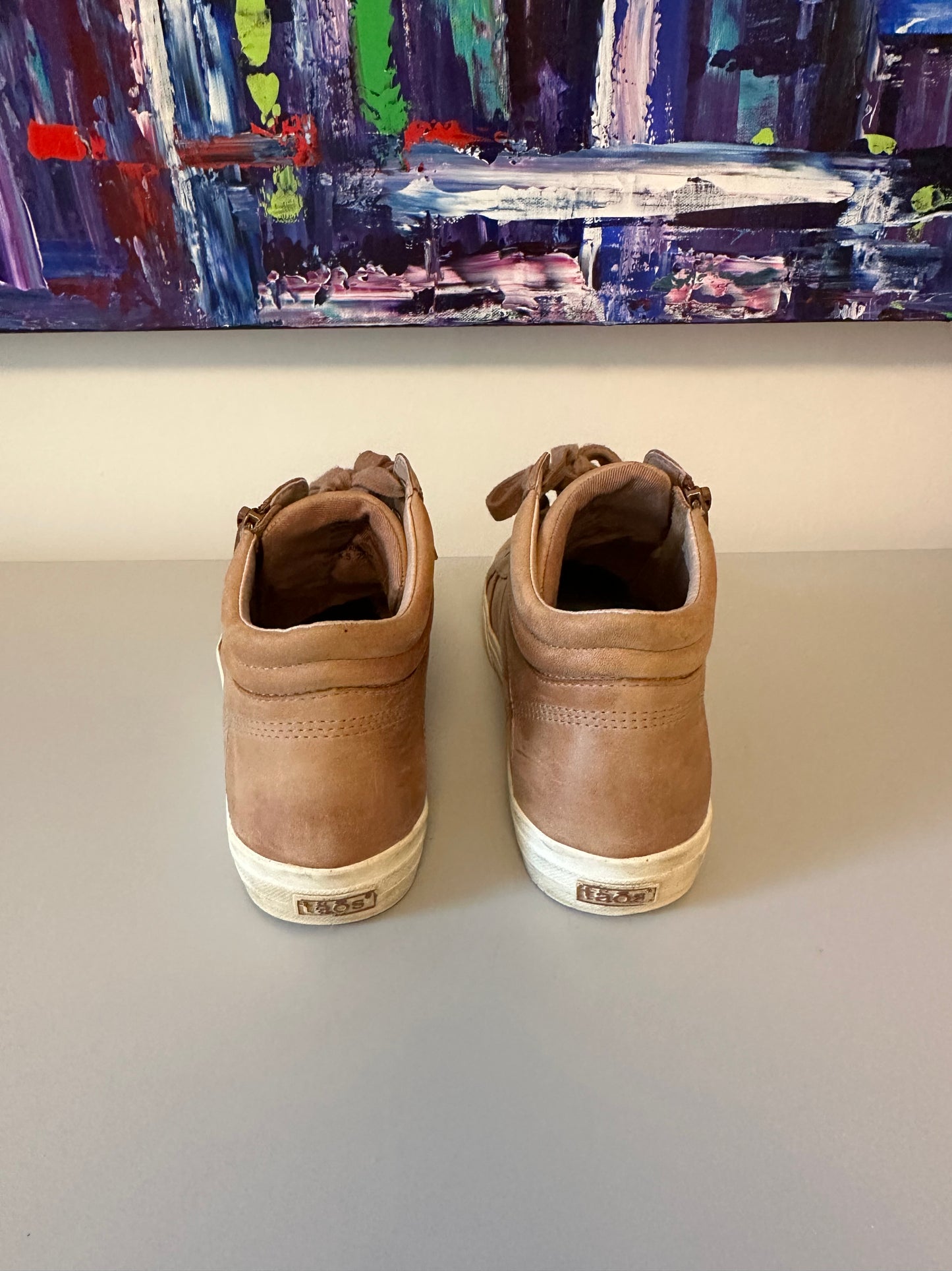 Taos Winner Tan Leather High Top Side Zip Sneakers | Size 8.5