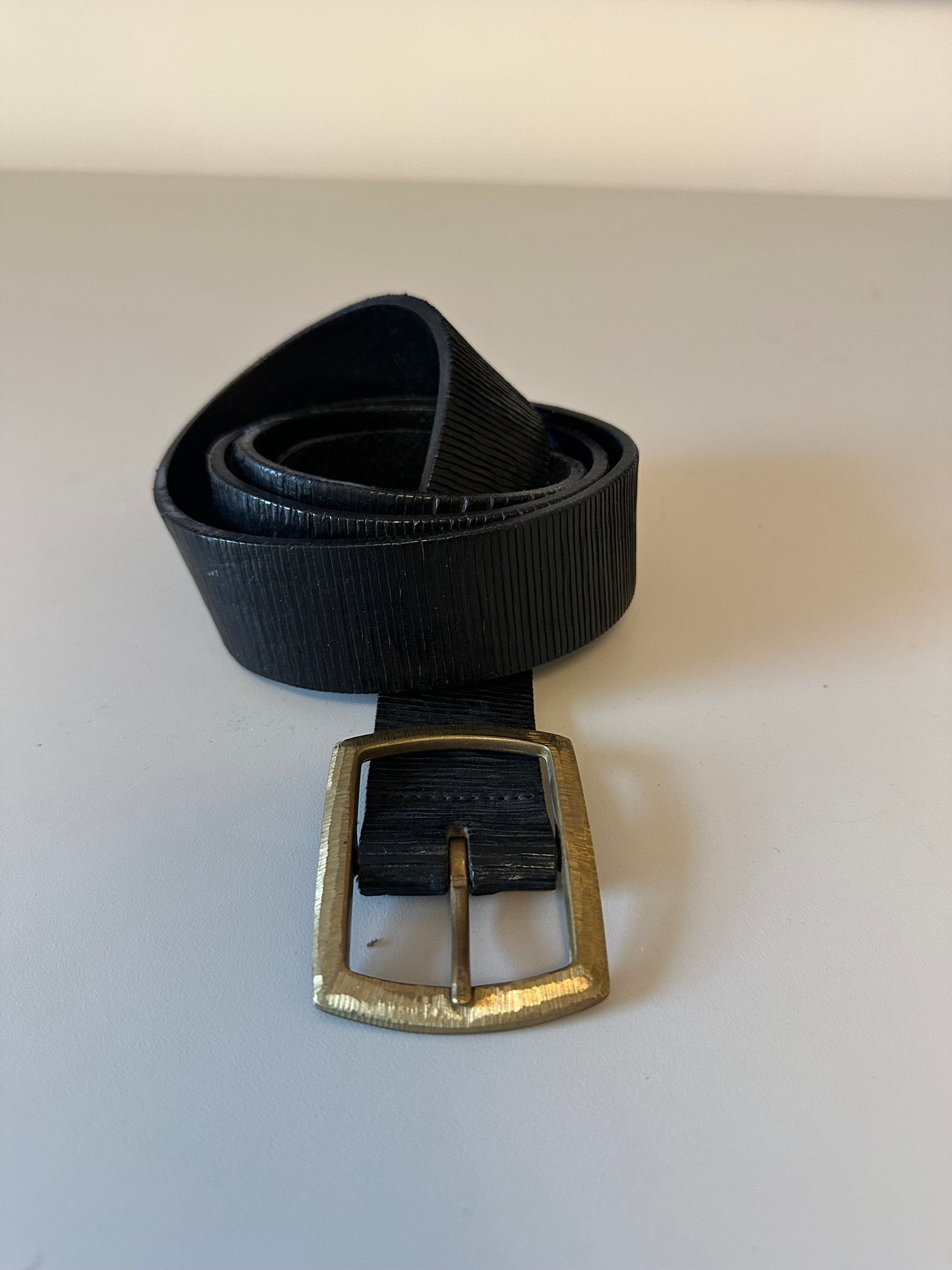 Streets Ahead Black Ribbed Leather Belt with Brass Hammered Buckle