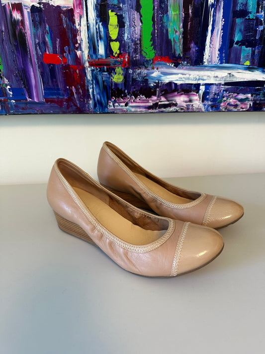 Cole Haan x Nike Air Leather Patent Cap Toe Low Wedge Pumps | Size 8.5