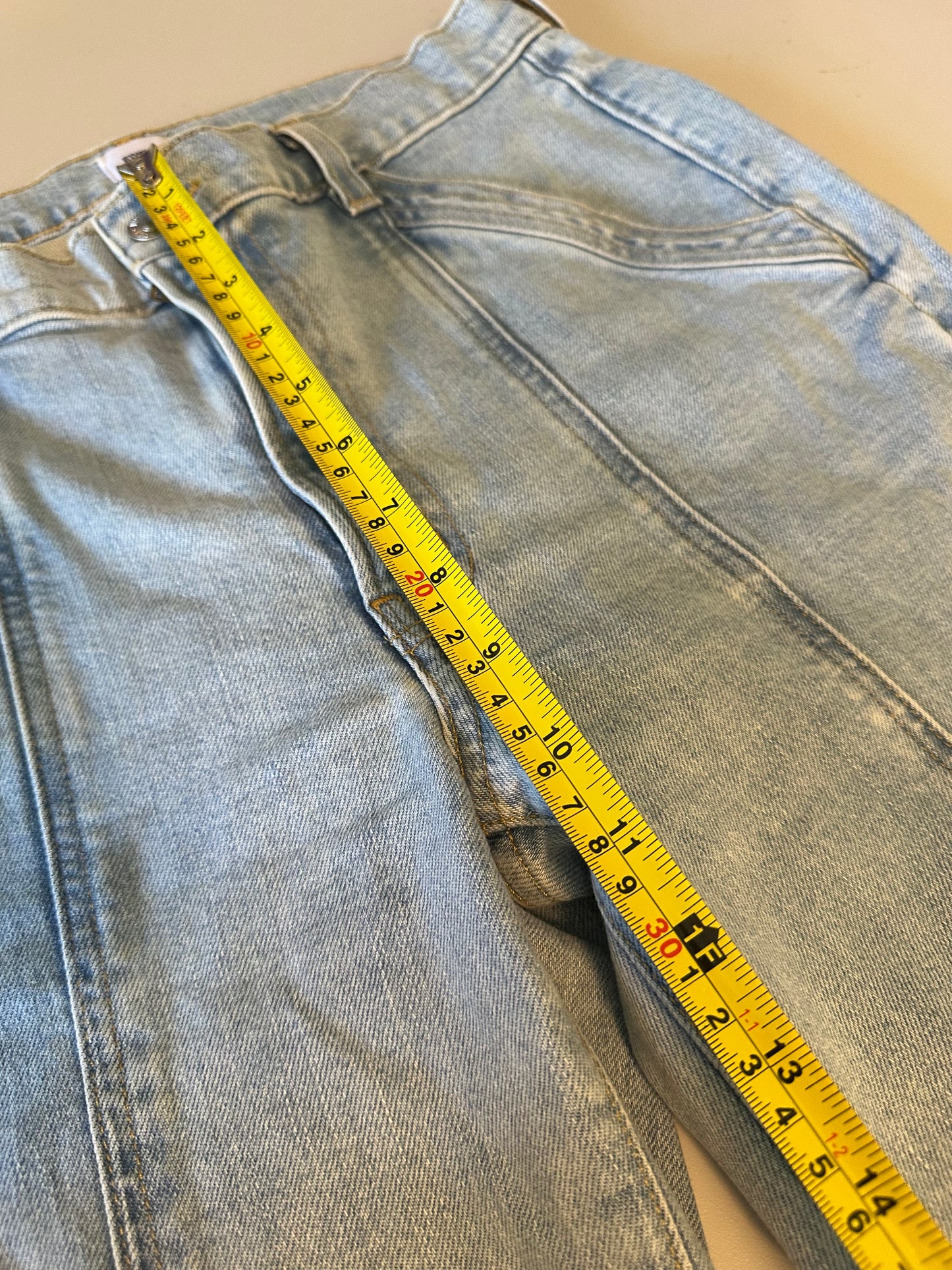 Edwin Light Wash High Rise Straight Leg Front Seam Utility Jeans | Size 28