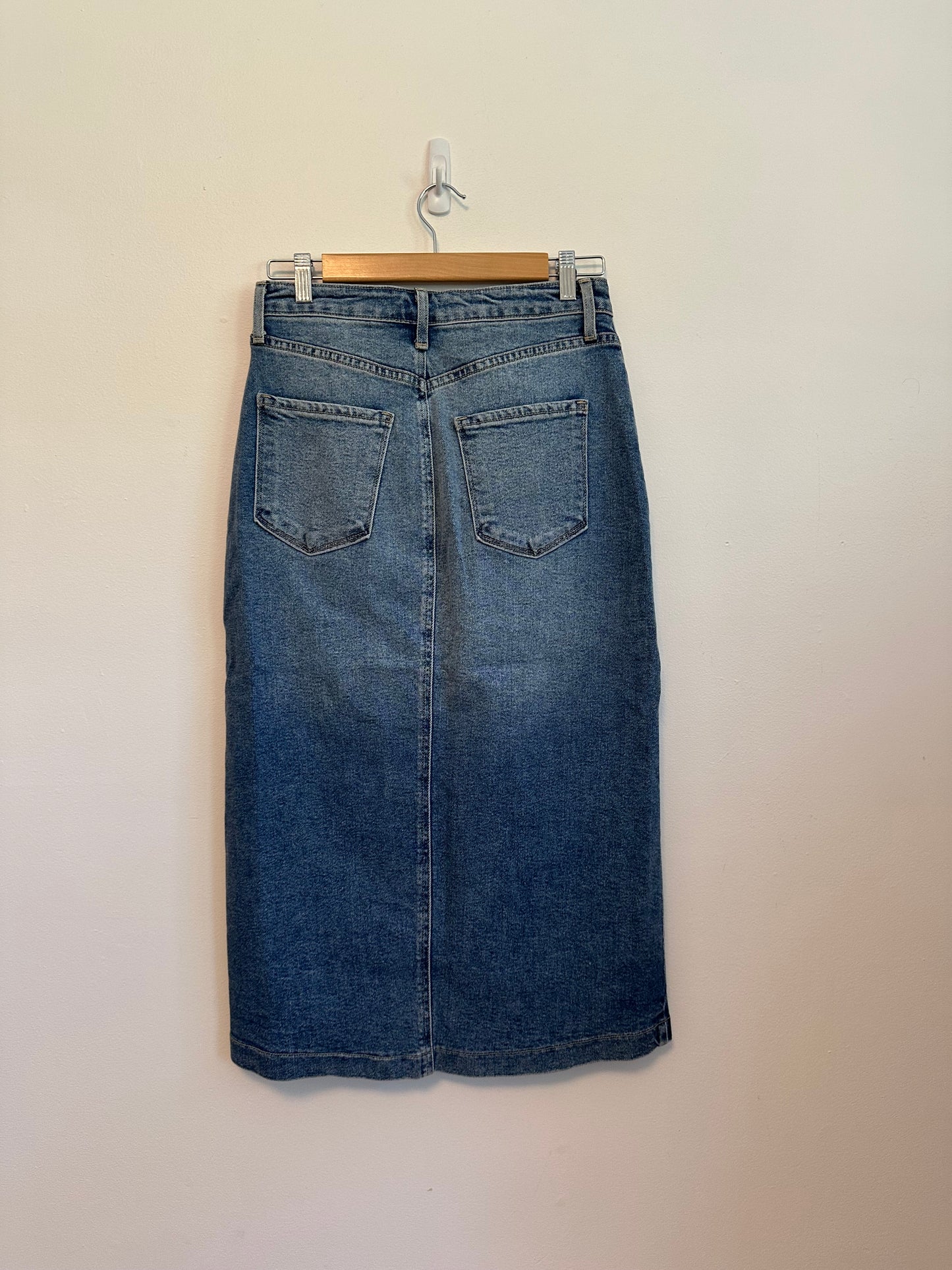 Just Black Denim High Rise Front Slit Jean Skirt | Size Medium