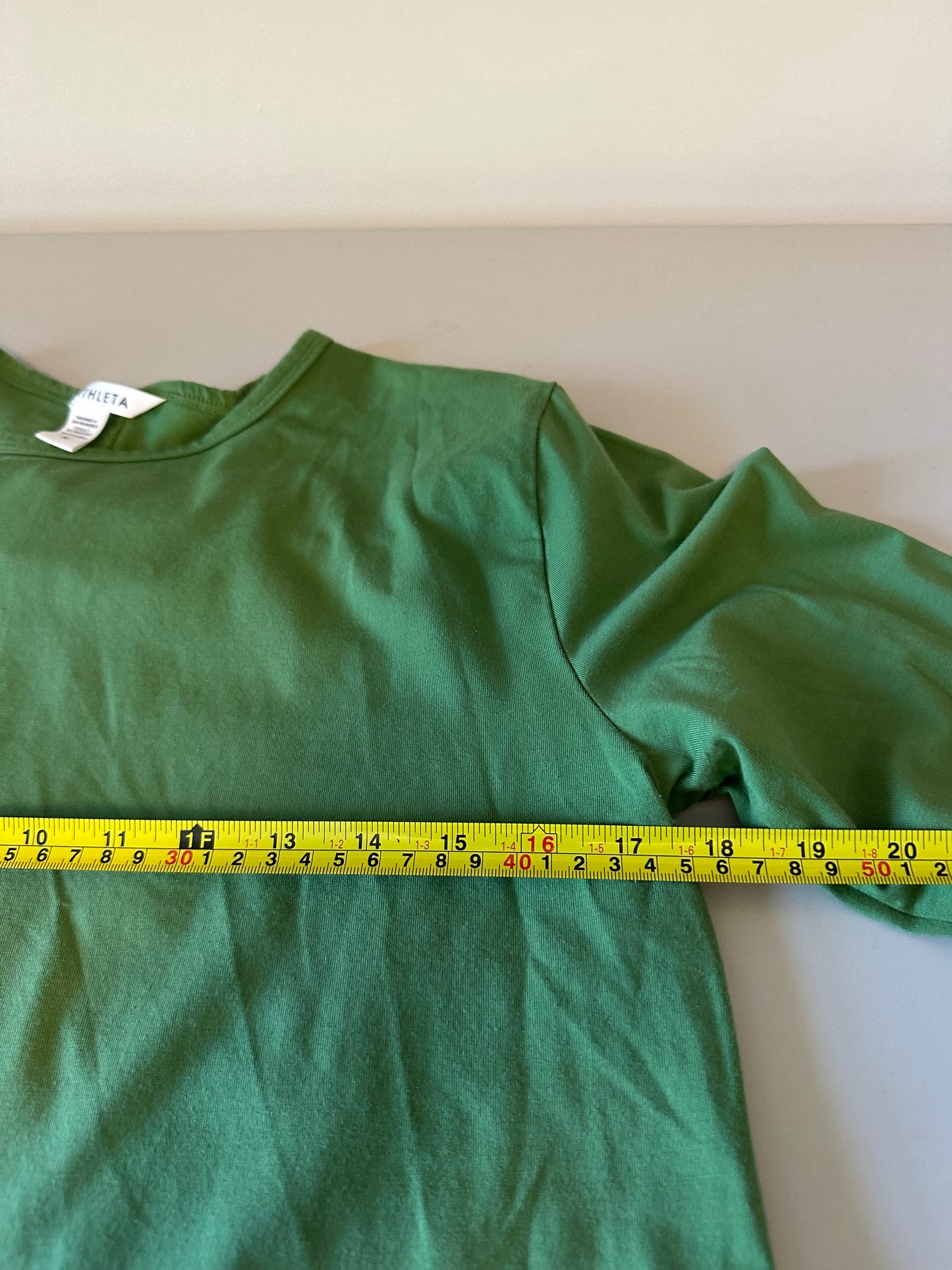 Athleta Green Supima Cotton Blend Long Sleeve Crew Neck T-Shirt | Size Medium