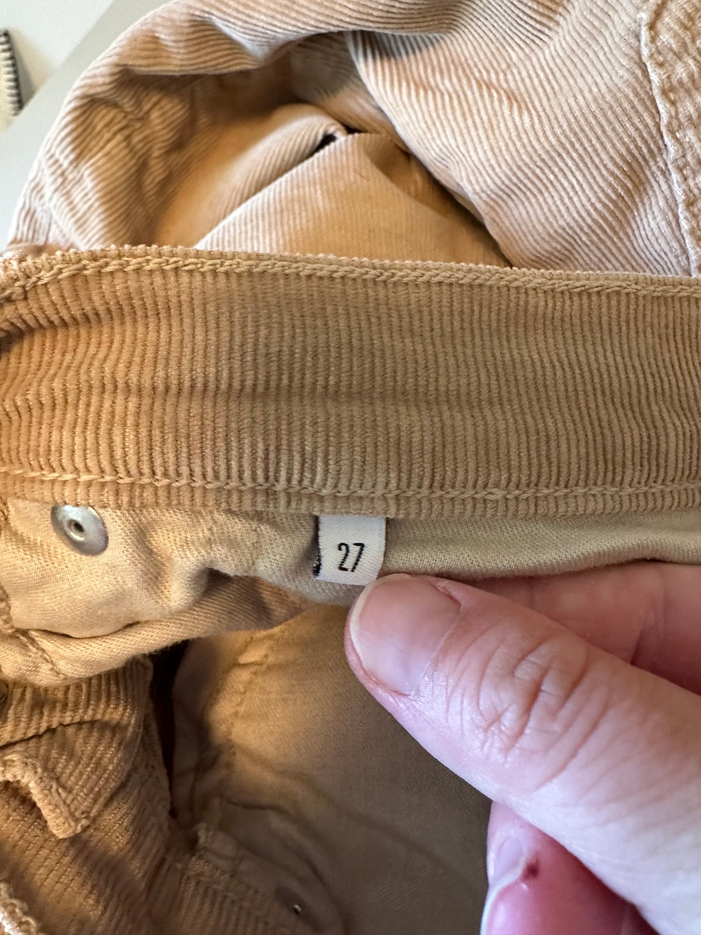 Edwin Elin Crop Straight Corduroy Pants in Camel Brown | Size 27