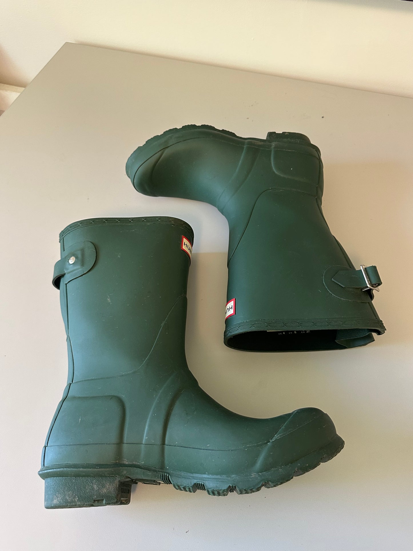 Hunter Original Short Back Adjustable Rain Boots in Hunter Green Matte | Size 6