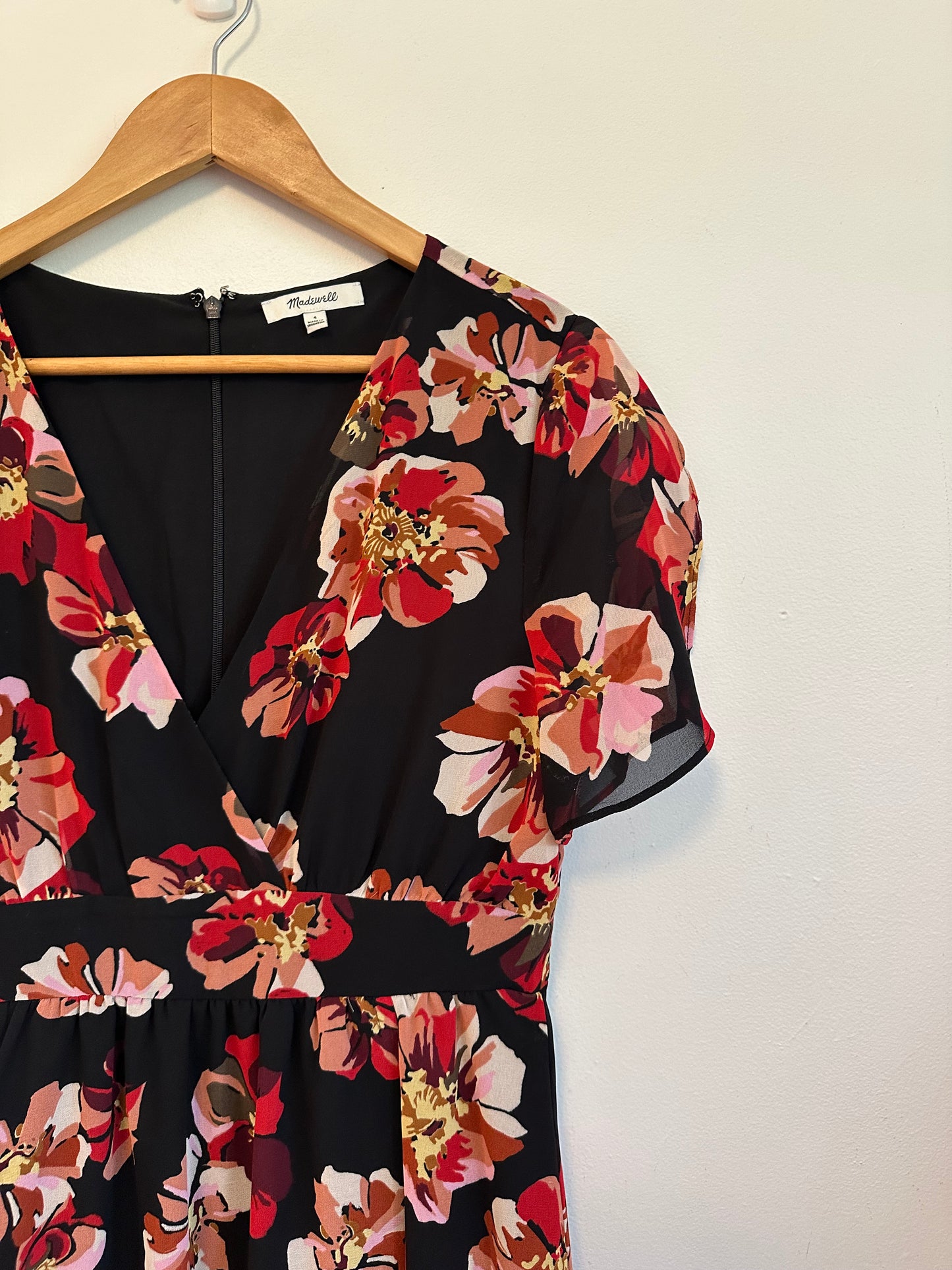 Madewell Floral V-Neck Flutter Sleeve Mini Dress | Size 4