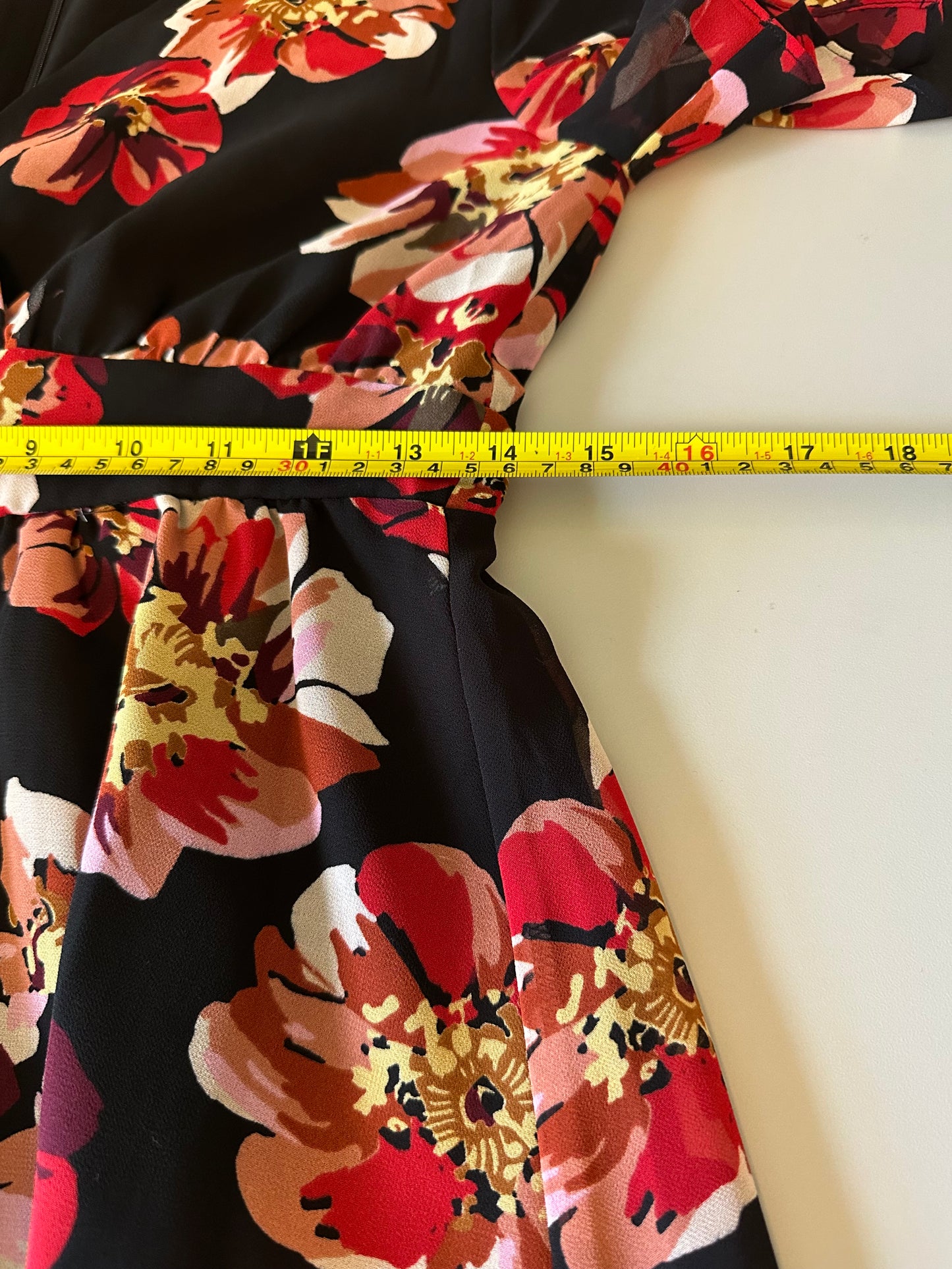 Madewell Floral V-Neck Flutter Sleeve Mini Dress | Size 4