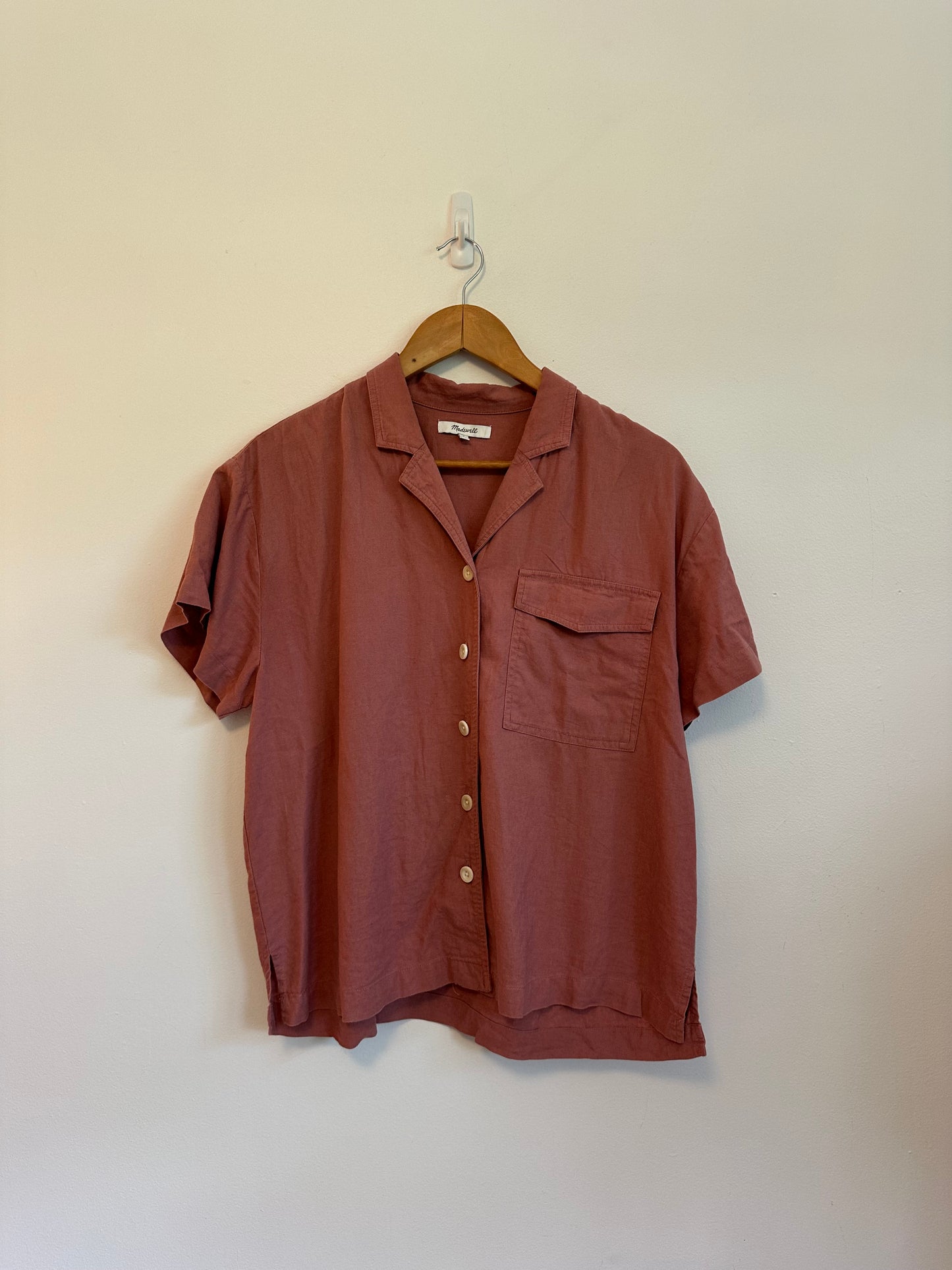 Madewell Short Sleeve Linen Blend Camp Shirt in Terracotta Rose | Size Small