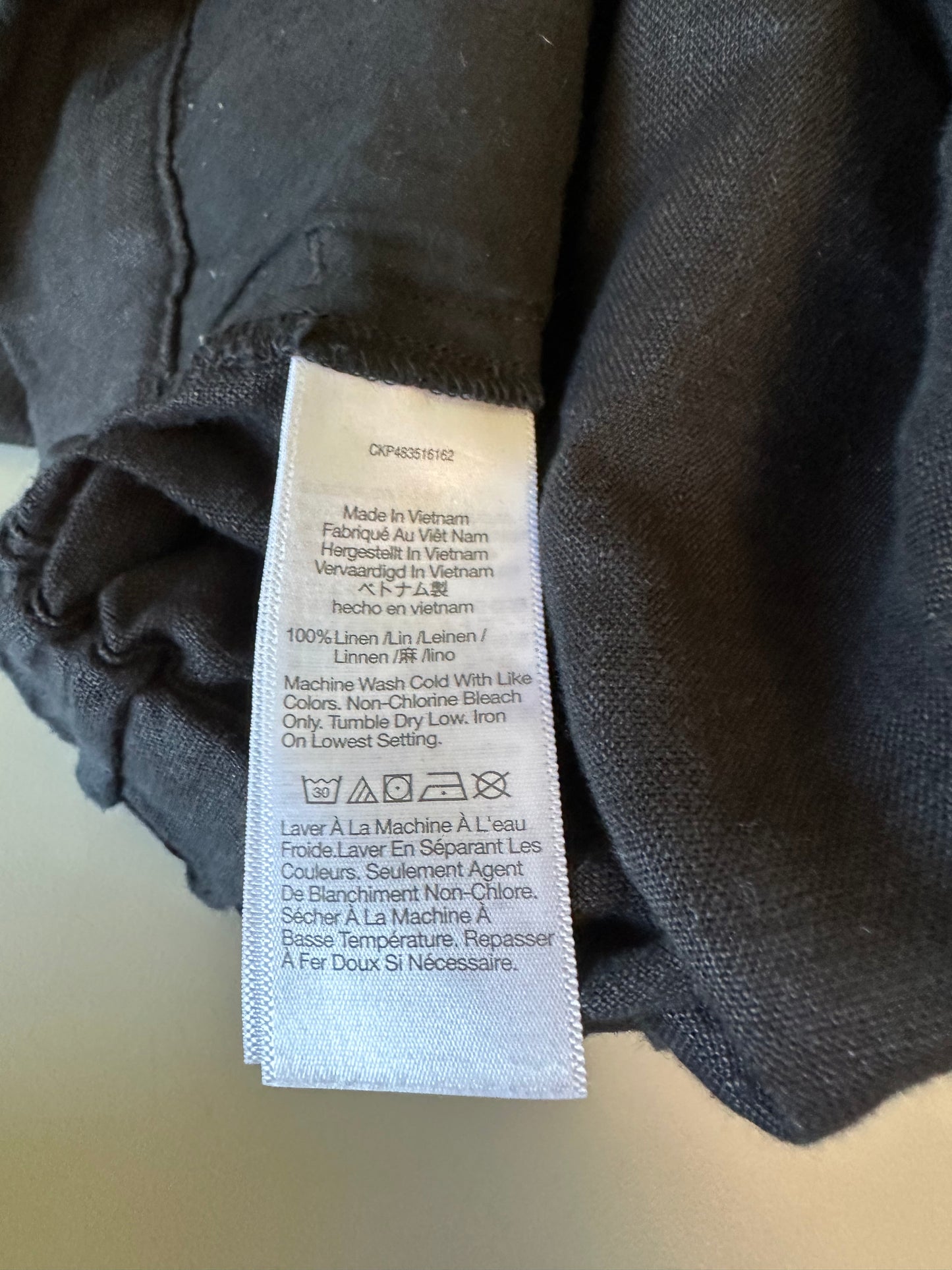 Madewell Clean Pull-On Shorts in 100% Linen - Black | Size Large