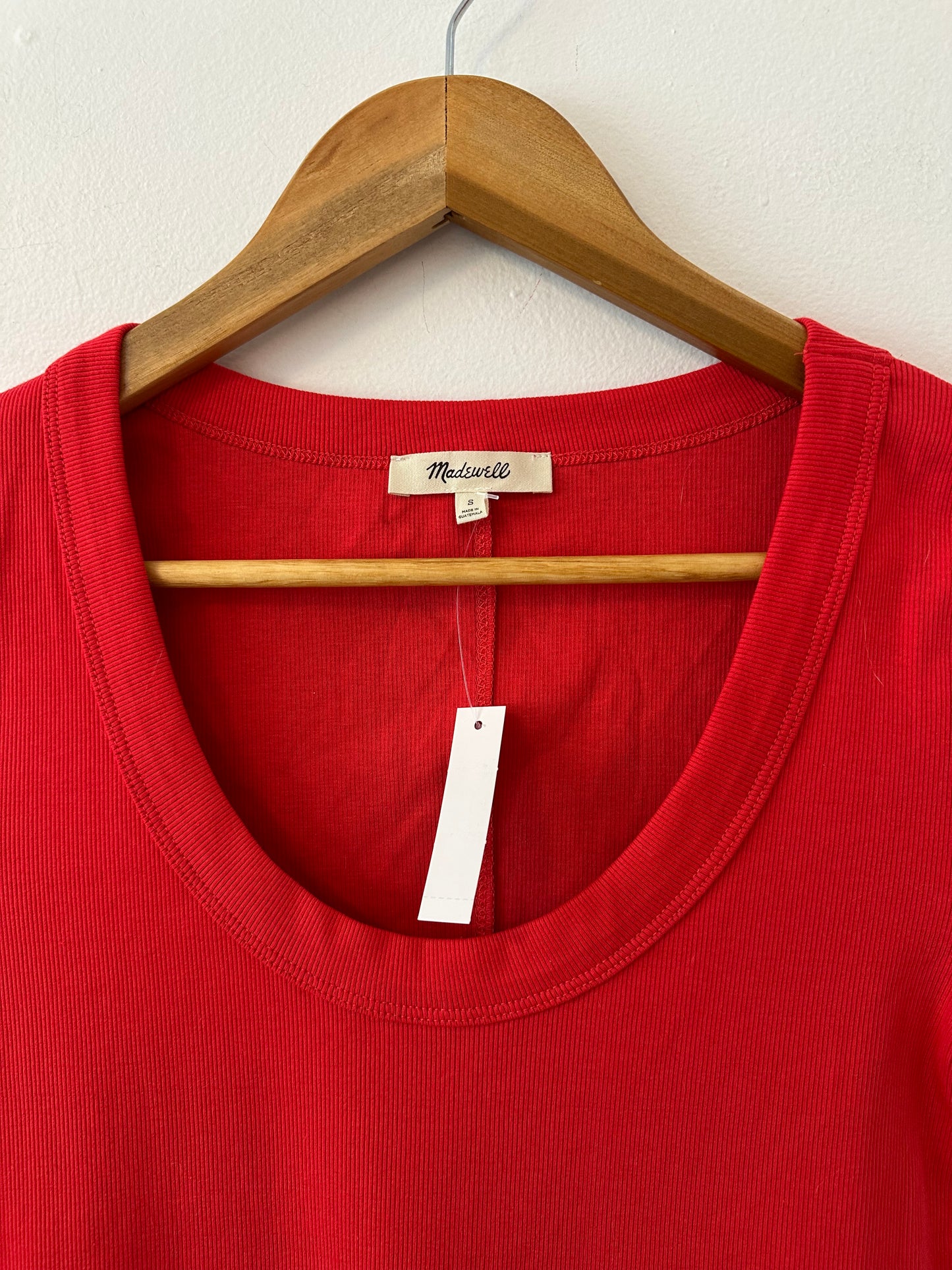 NWT Madewell Cotton Ribbed Scoopneck Tee in Red | Size Small