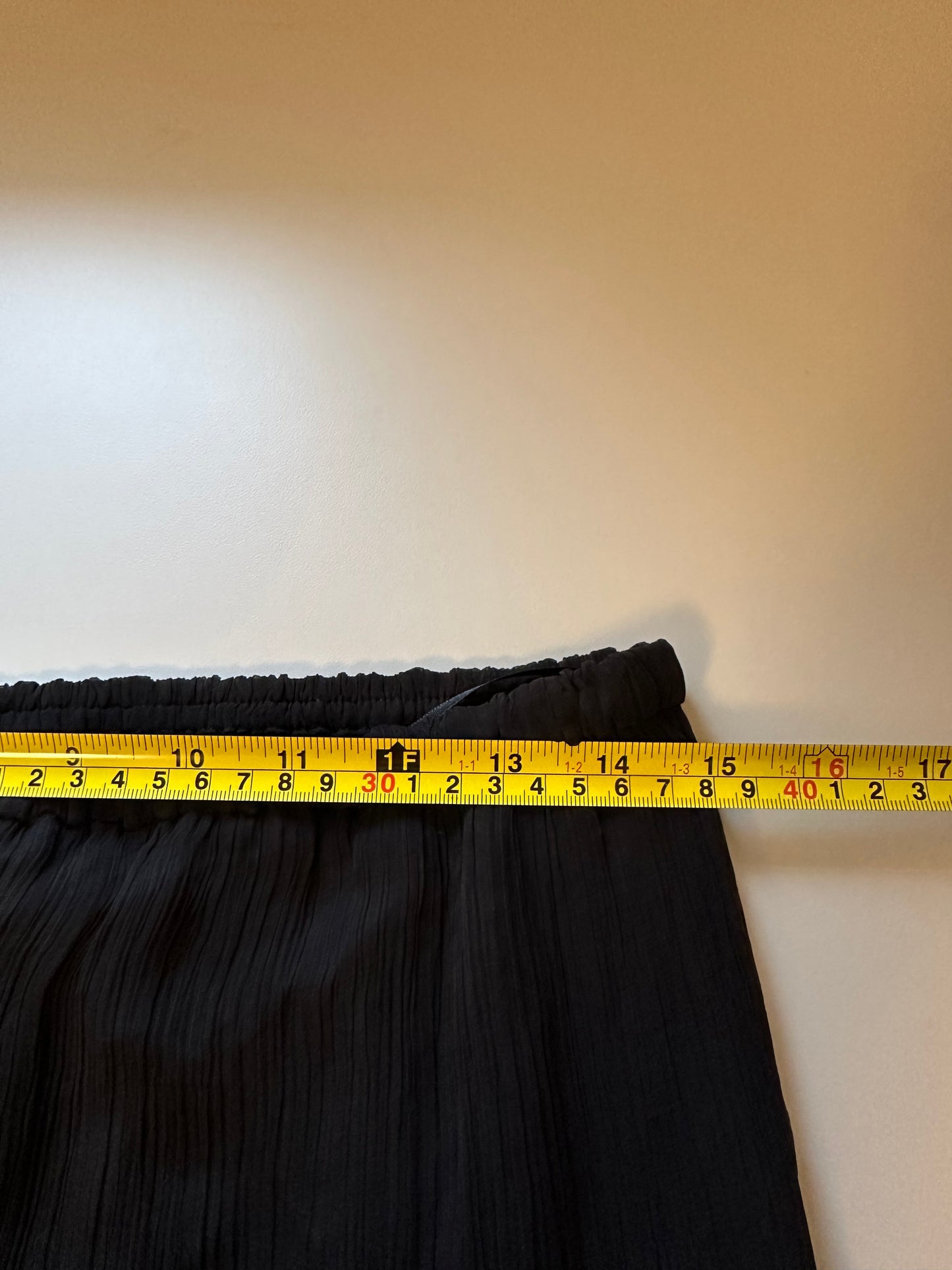 J. Crew Gwyneth Slip Skirt in Crinkle Chiffon Cupro in Black | Size Small