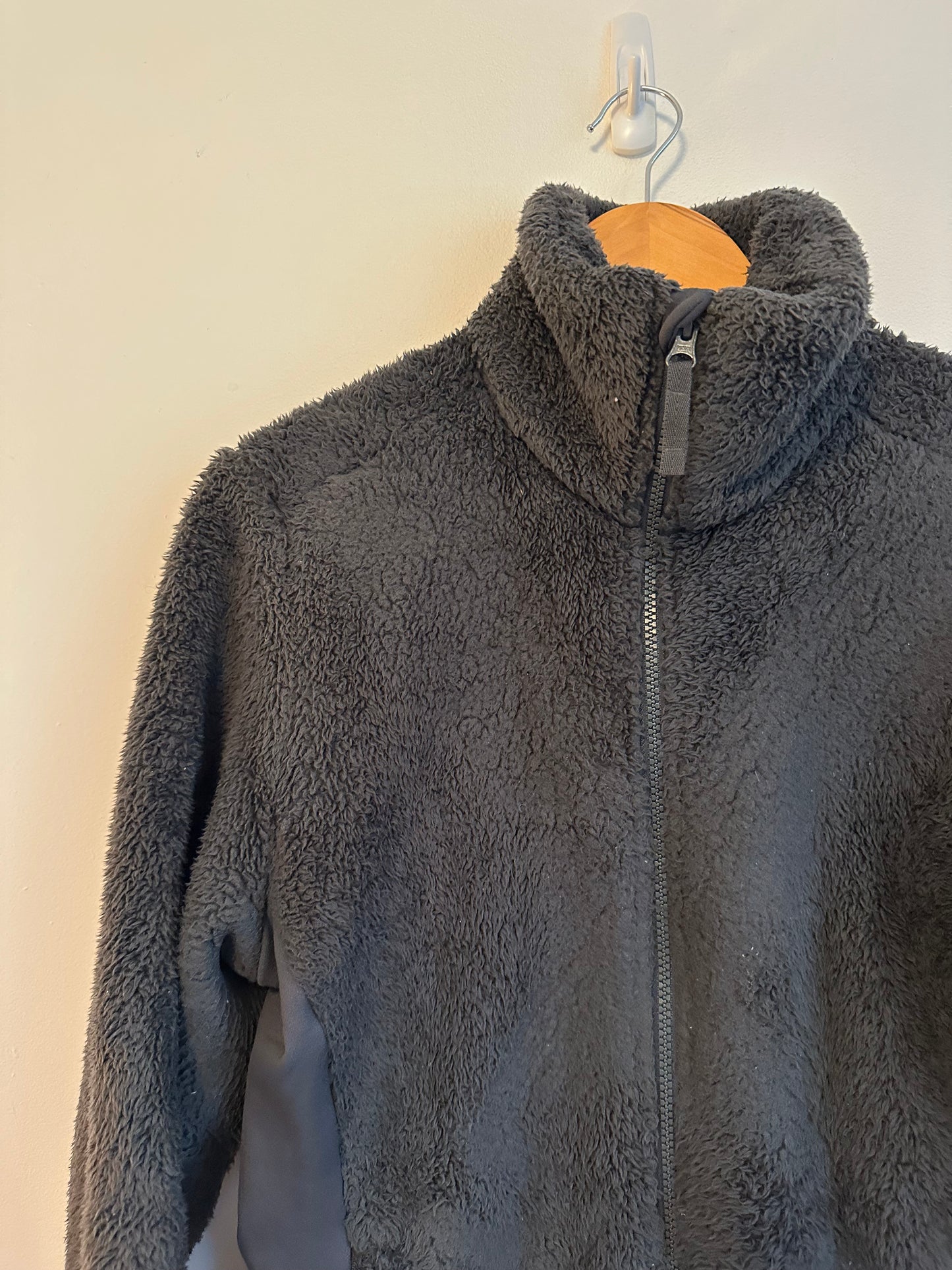 Helly Hansen Black High Pile Fleece Full Zip Jacket | Size Medium