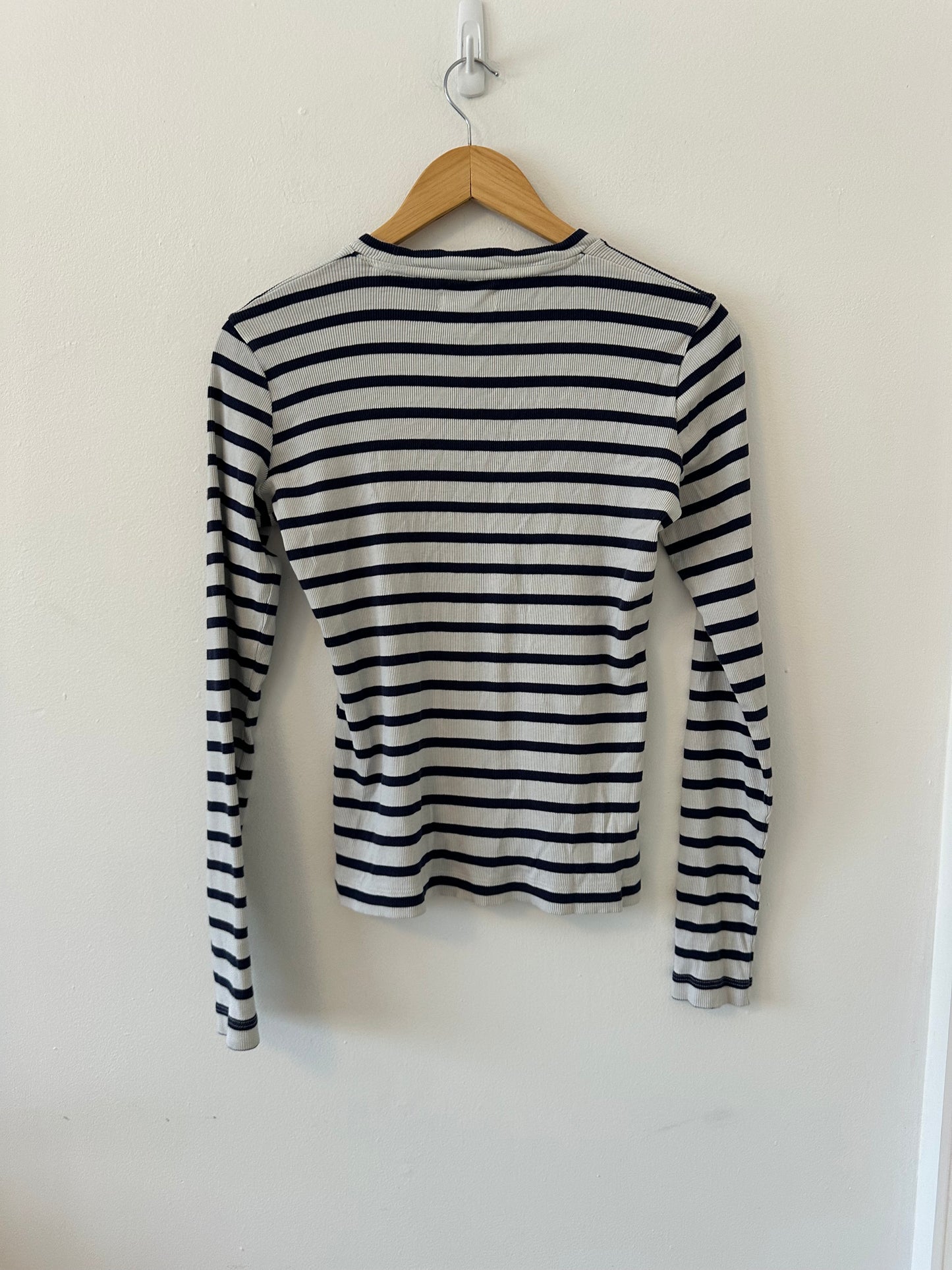 Argent Long Sleeve Ribbed Navy and Cream Striped T-Shirt | Size Medium