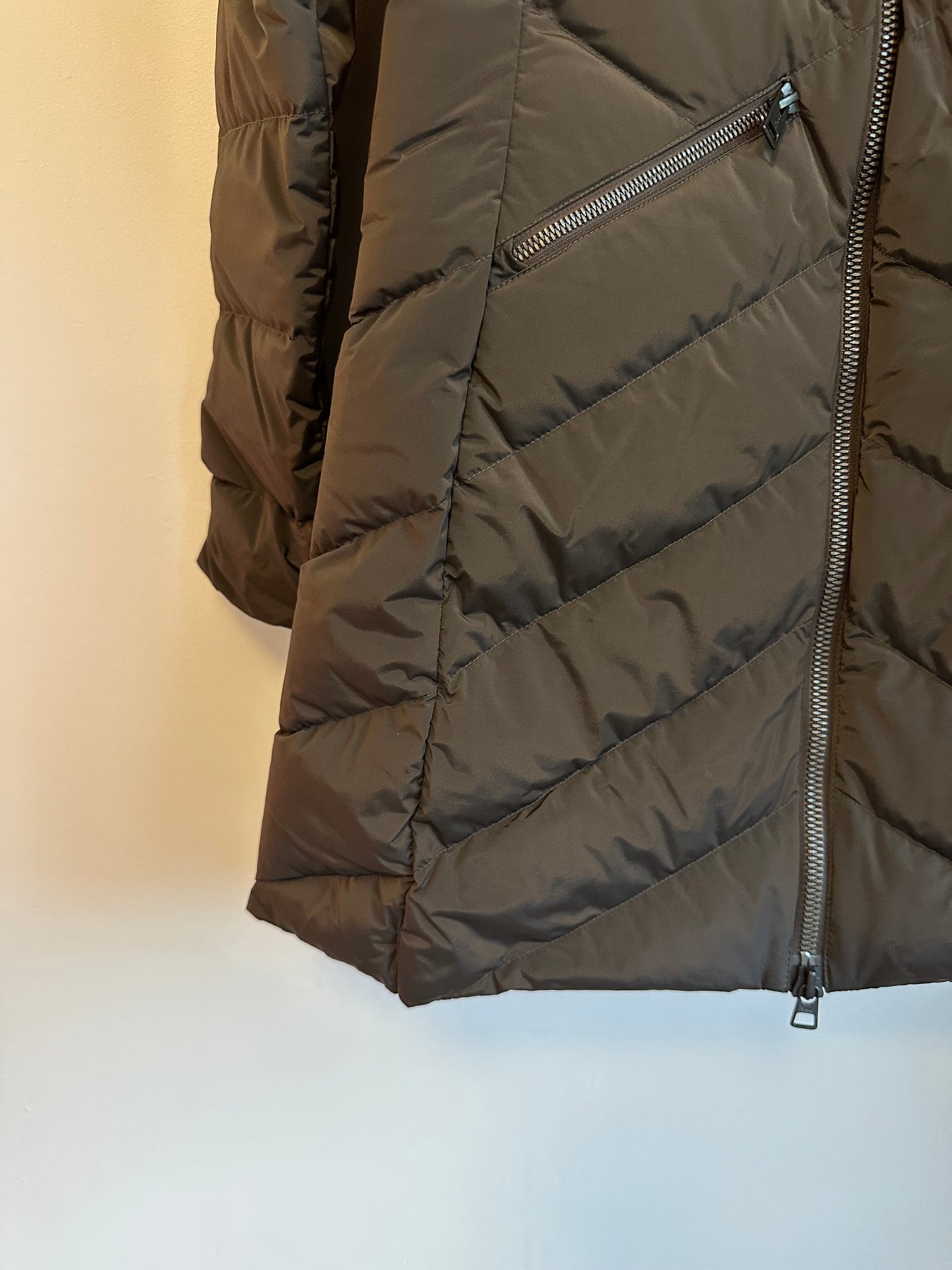 KJUS Dark Olive Green Chevron Quilted Down Fur Trim Hooded Parka | Size Medium