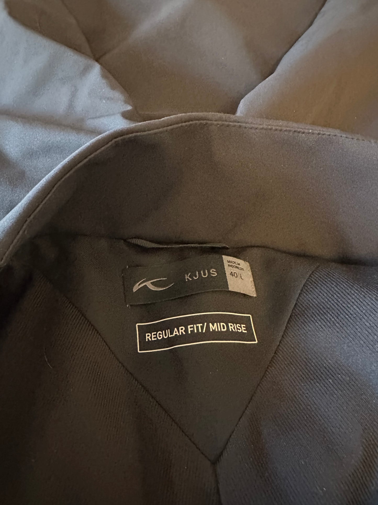 KJUS Regular Fit Mid Rise Technical Stretch Ski Pants in Black | Size Large