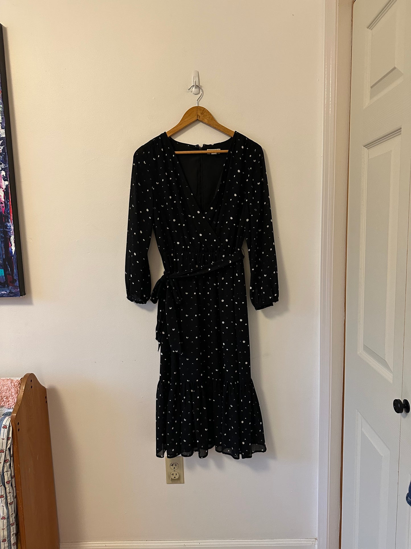Point Sur Faux Wrap Dress in Crinkle Chiffon | Size 4