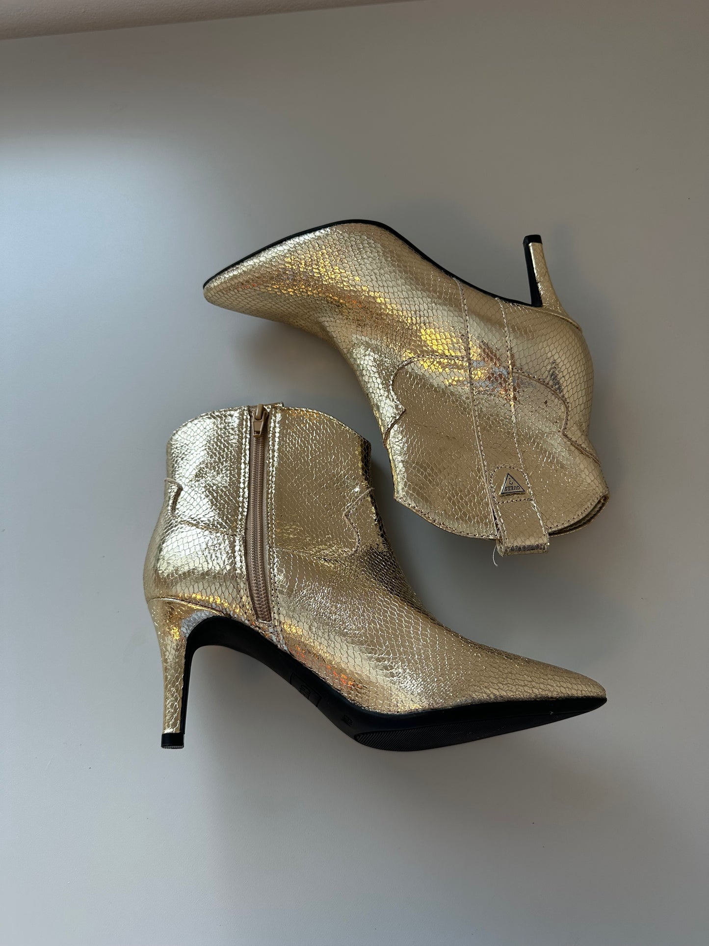 New Guess Gold Snakeskin Stiletto Ankle Booties | Size 6