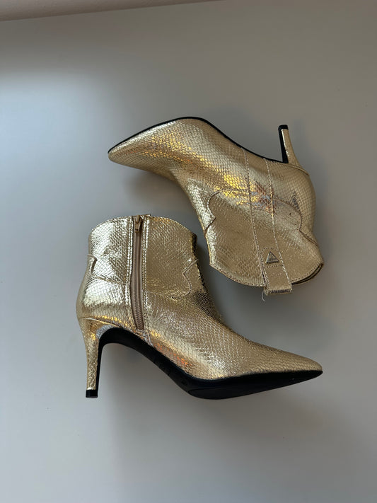 New Guess Gold Snakeskin Stiletto Ankle Booties | Size 6