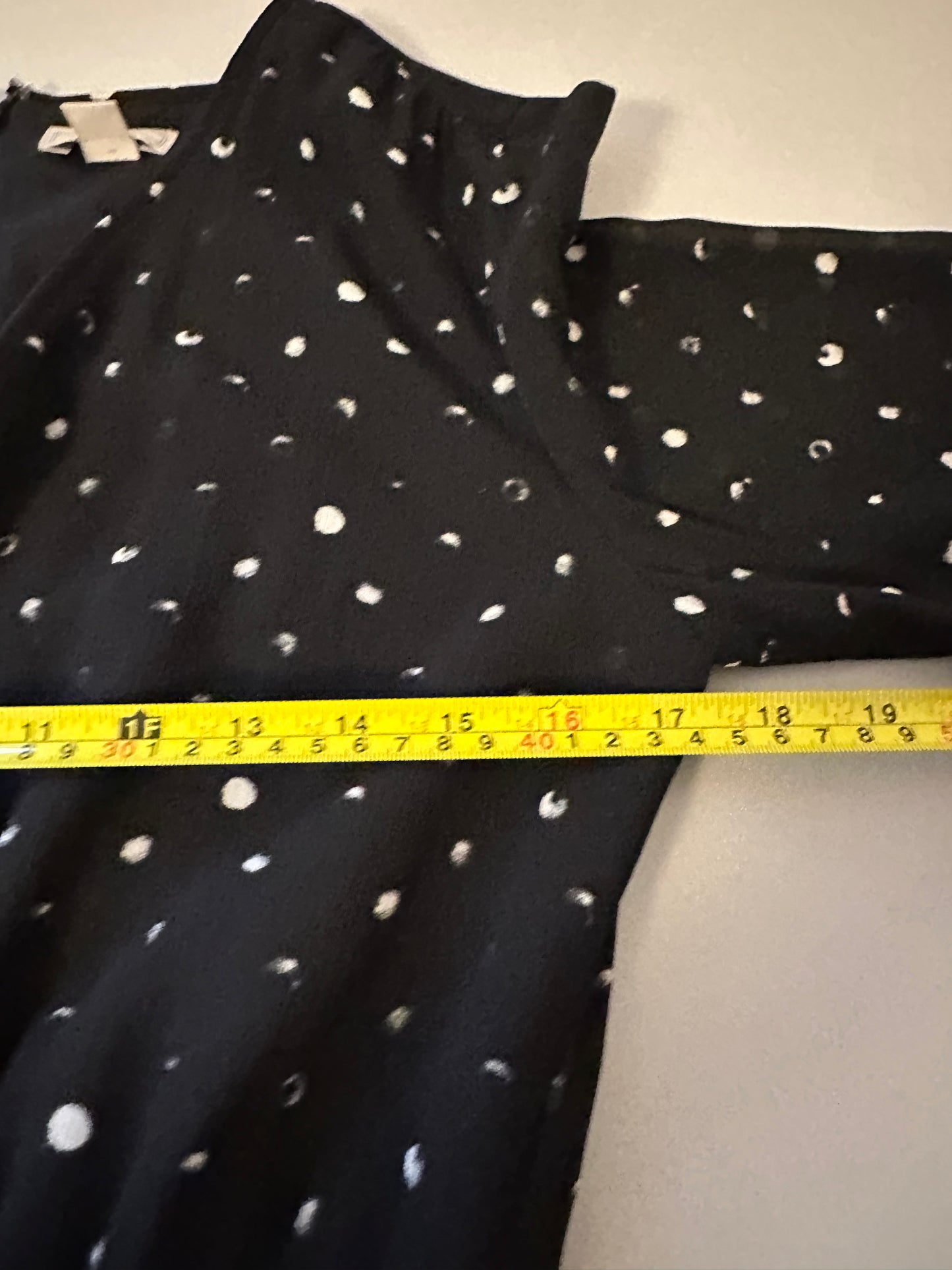 Point Sur Faux Wrap Dress in Crinkle Chiffon | Size 4