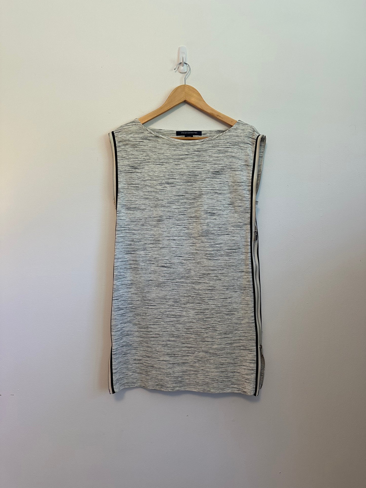 French Connection Grey Space Dye Sleeveless Zip Side Shift Dress | Size 6