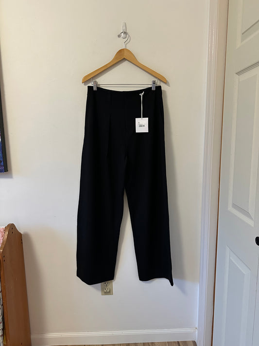 Pistola NWT Eden Pleated Barrel Leg Trousers in Night Out Black | Size 28