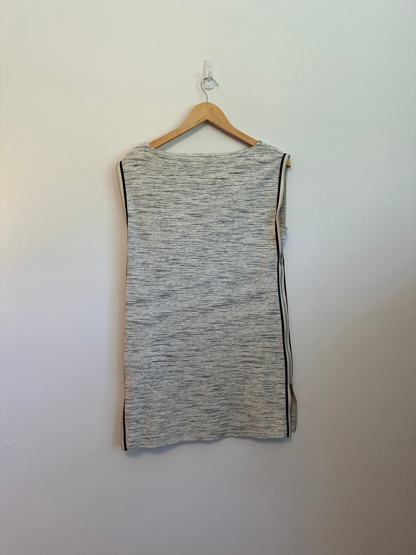 French Connection Grey Space Dye Sleeveless Zip Side Shift Dress | Size 6