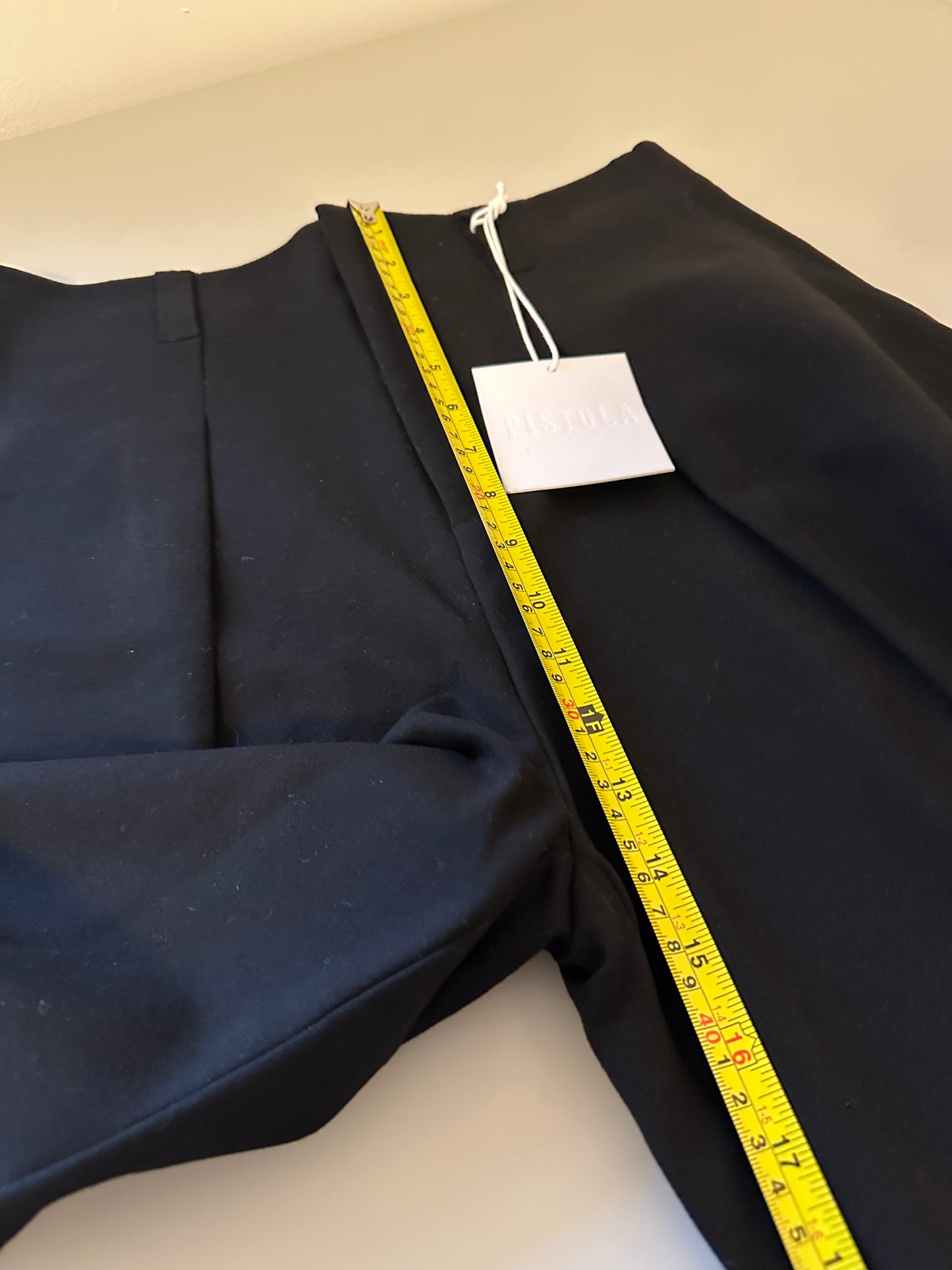 Pistola NWT Eden Pleated Barrel Leg Trousers in Night Out Black | Size 28