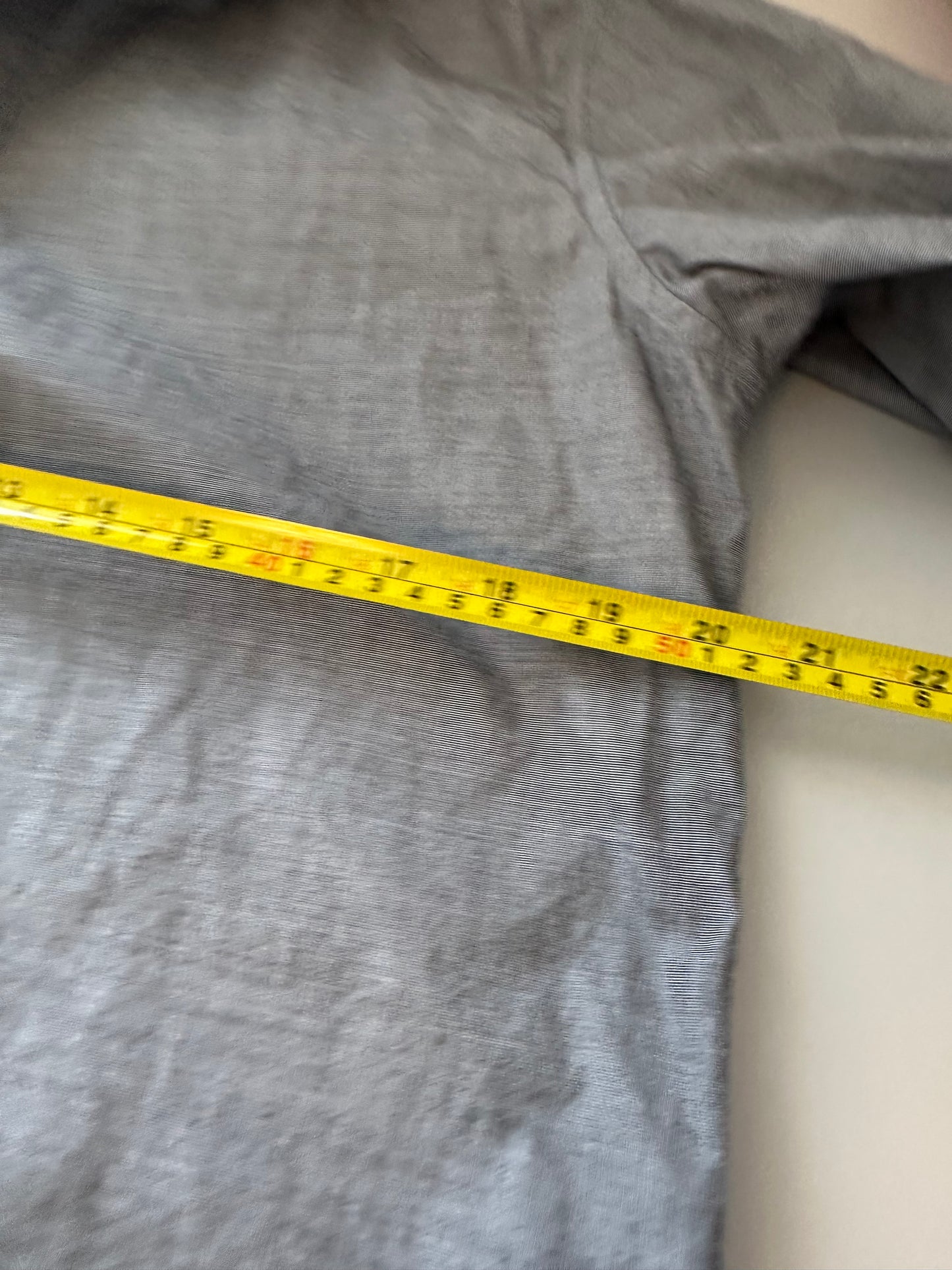 Banana Republic Gray Tailored Slim Fit Cotton Classic Button Down Shirt | Size Medium