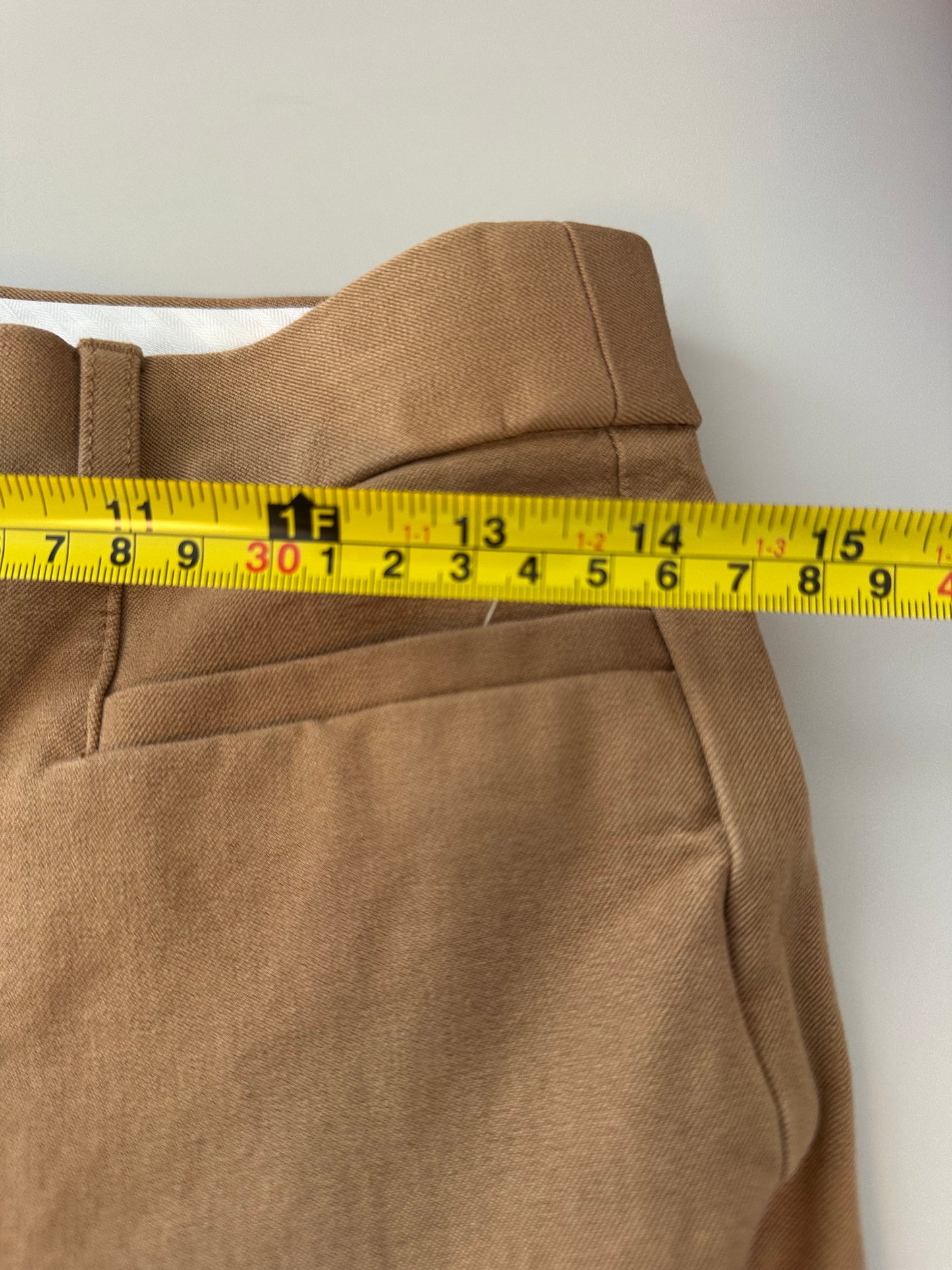 Banana Republic Tan Sloan Low Rise Straight Leg Trousers | Size 2